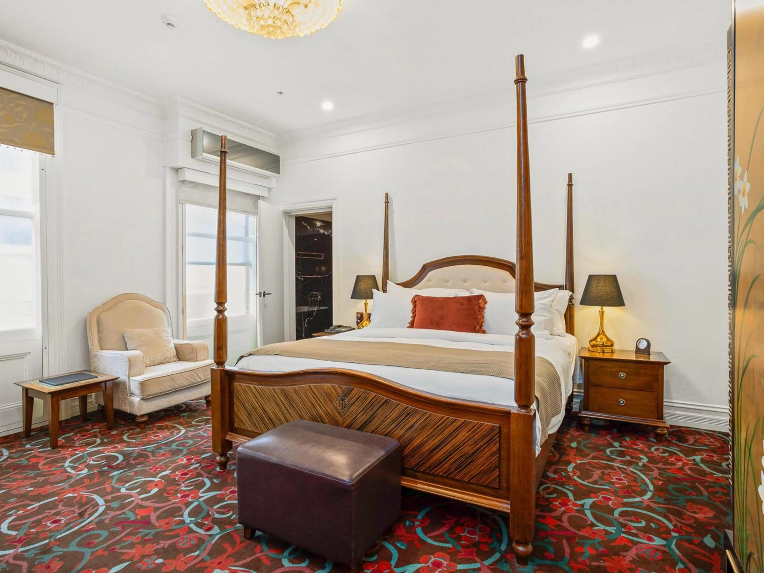 Bedroom, Bed in The Terrace Hotel