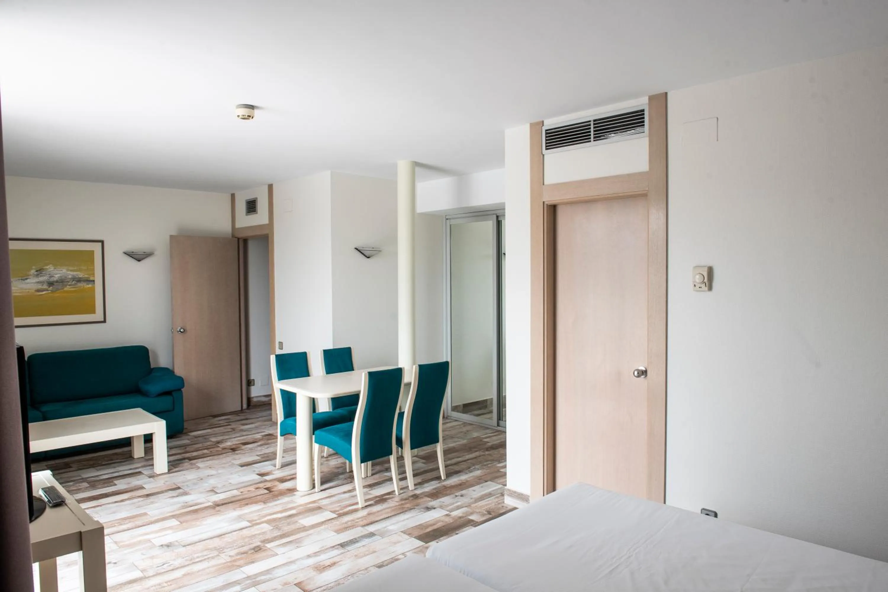 Photo of the whole room, Bed in Hotel Palacio del Mar