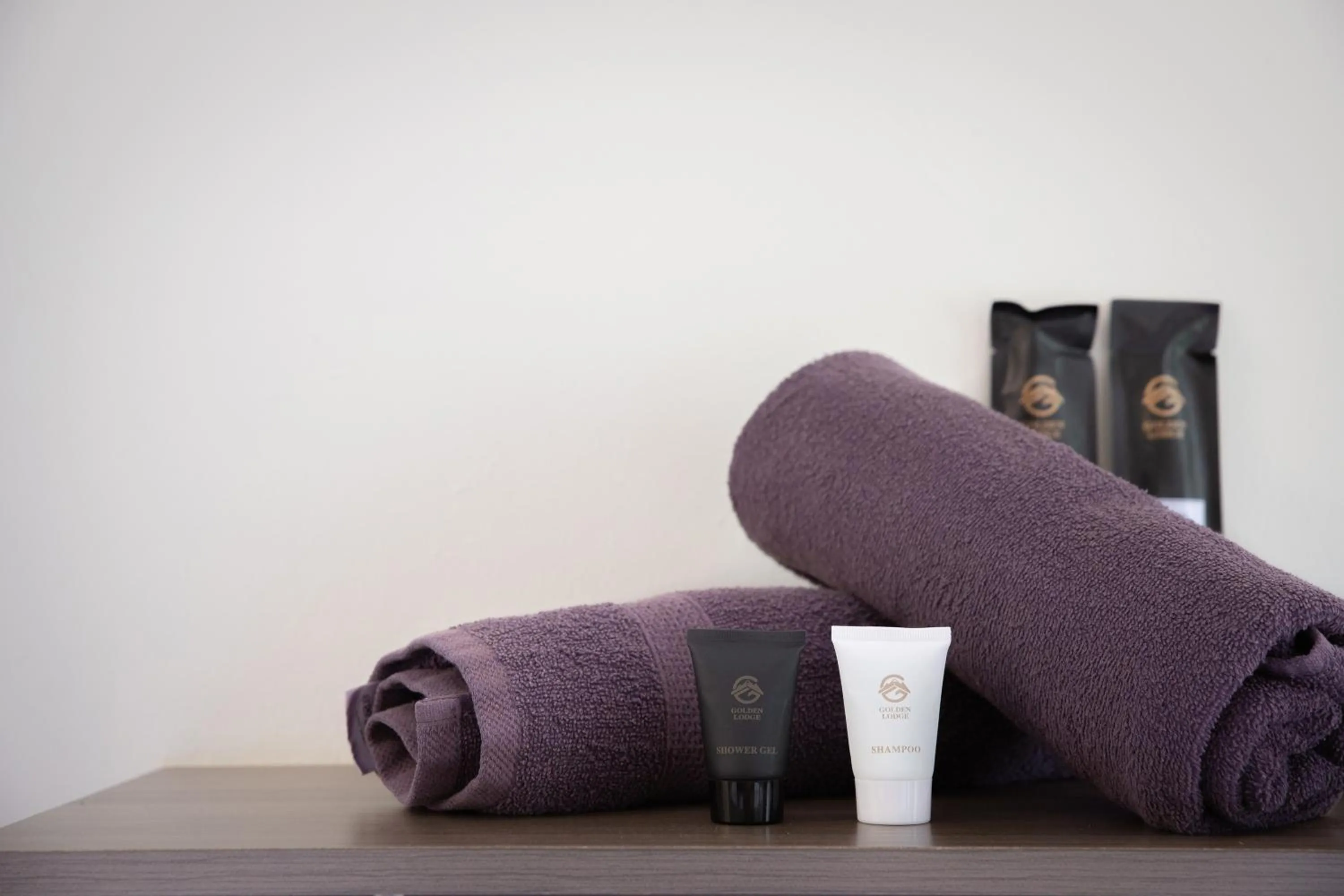 Area and facilities in Golden Lodge