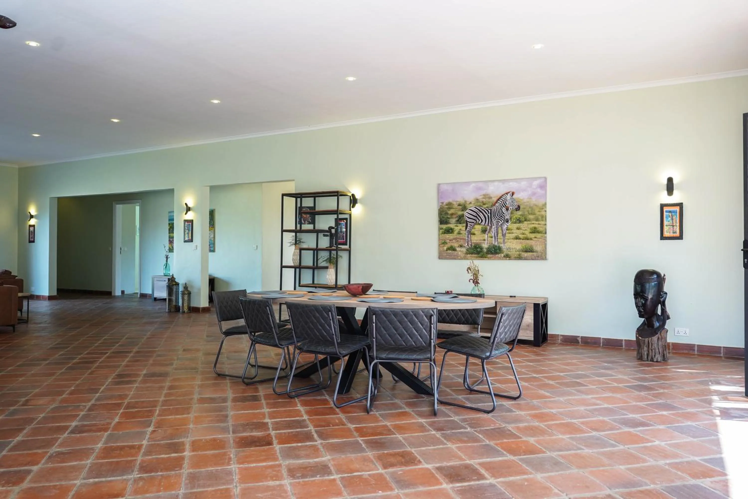 Dining area in Kili Seasons Hotel