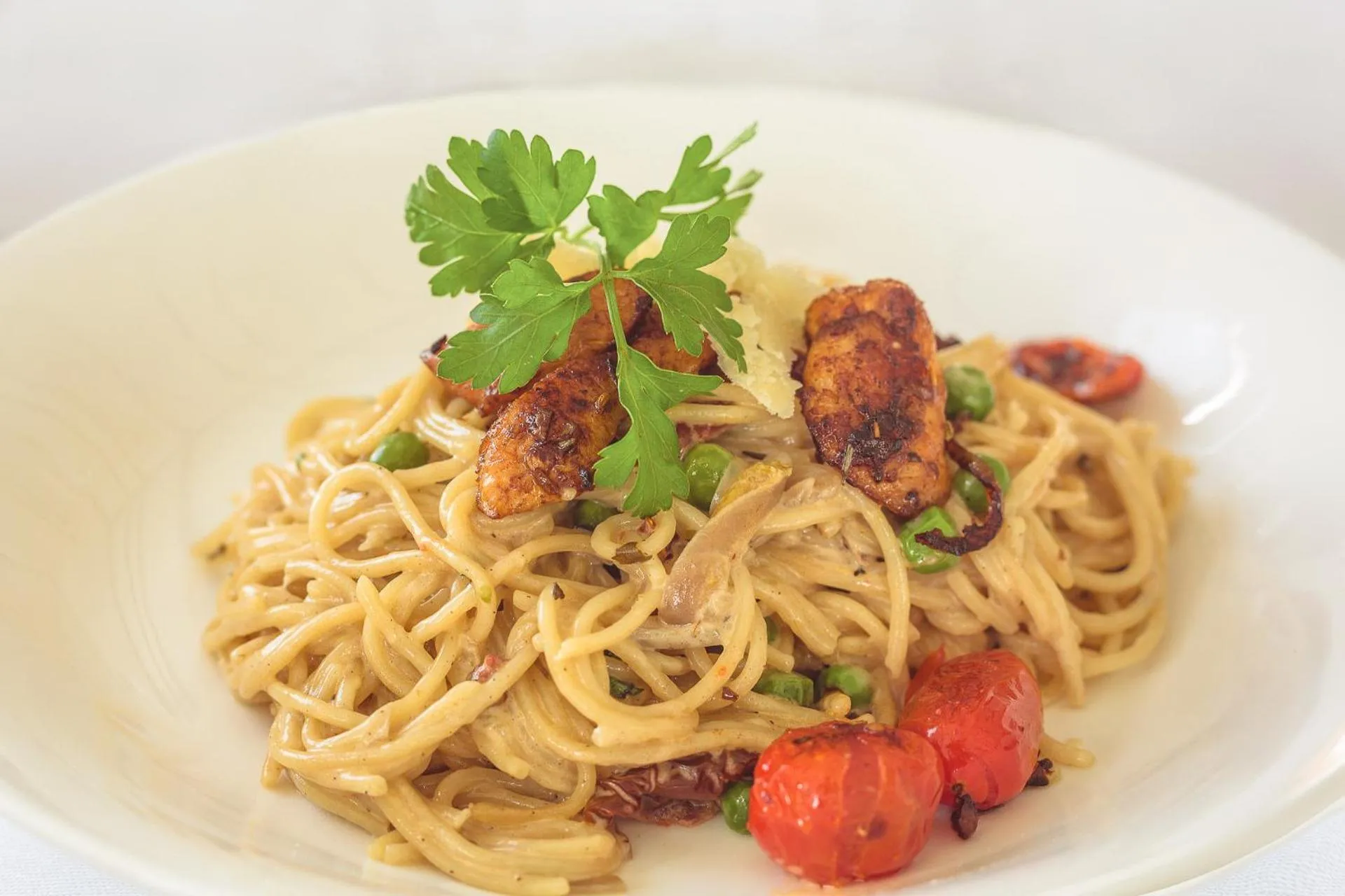 Restaurant/places to eat in Kili Seasons Hotel