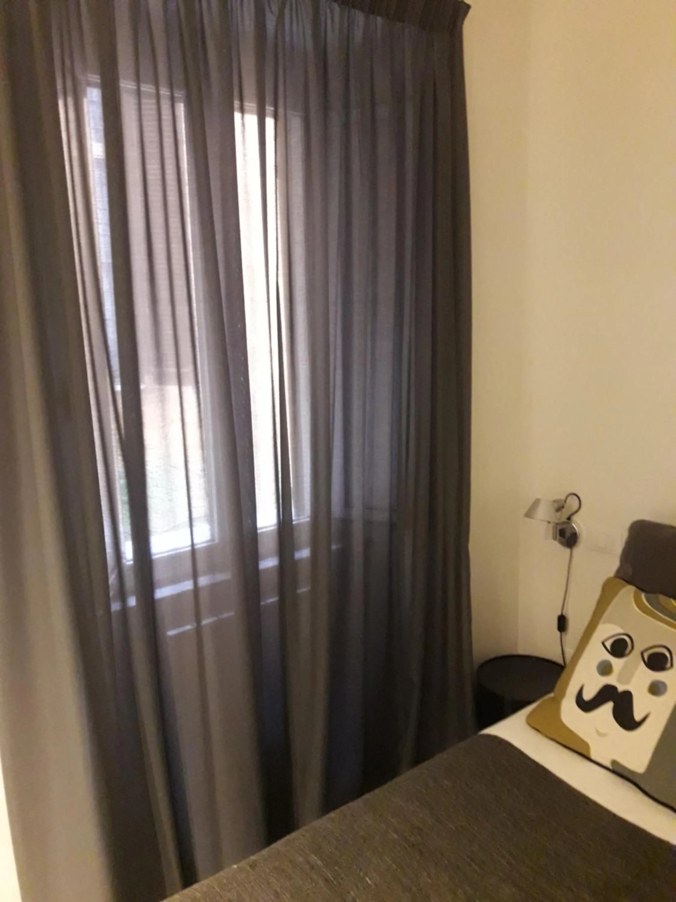 Decorative detail, Bed in EasyInRome Navona