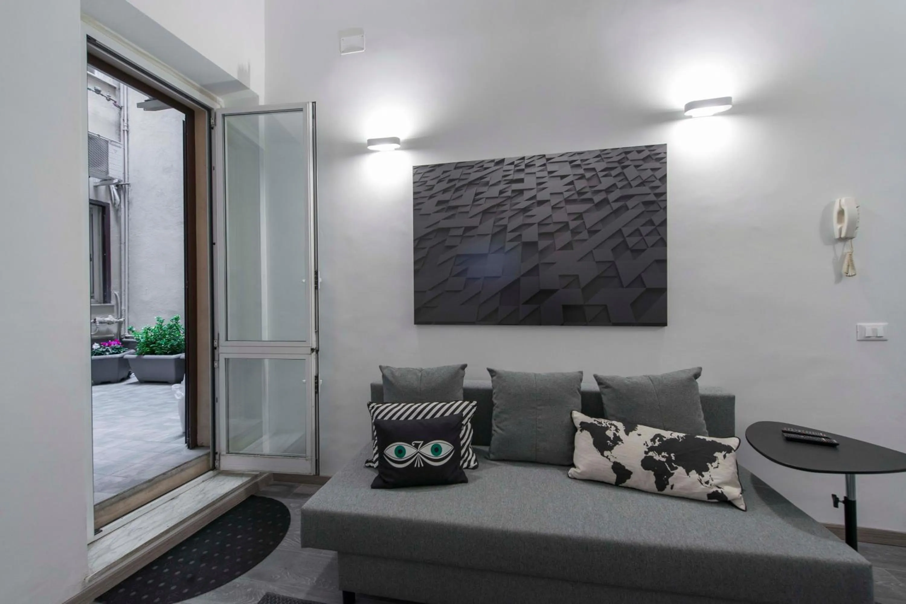 Seating area in EasyInRome Navona