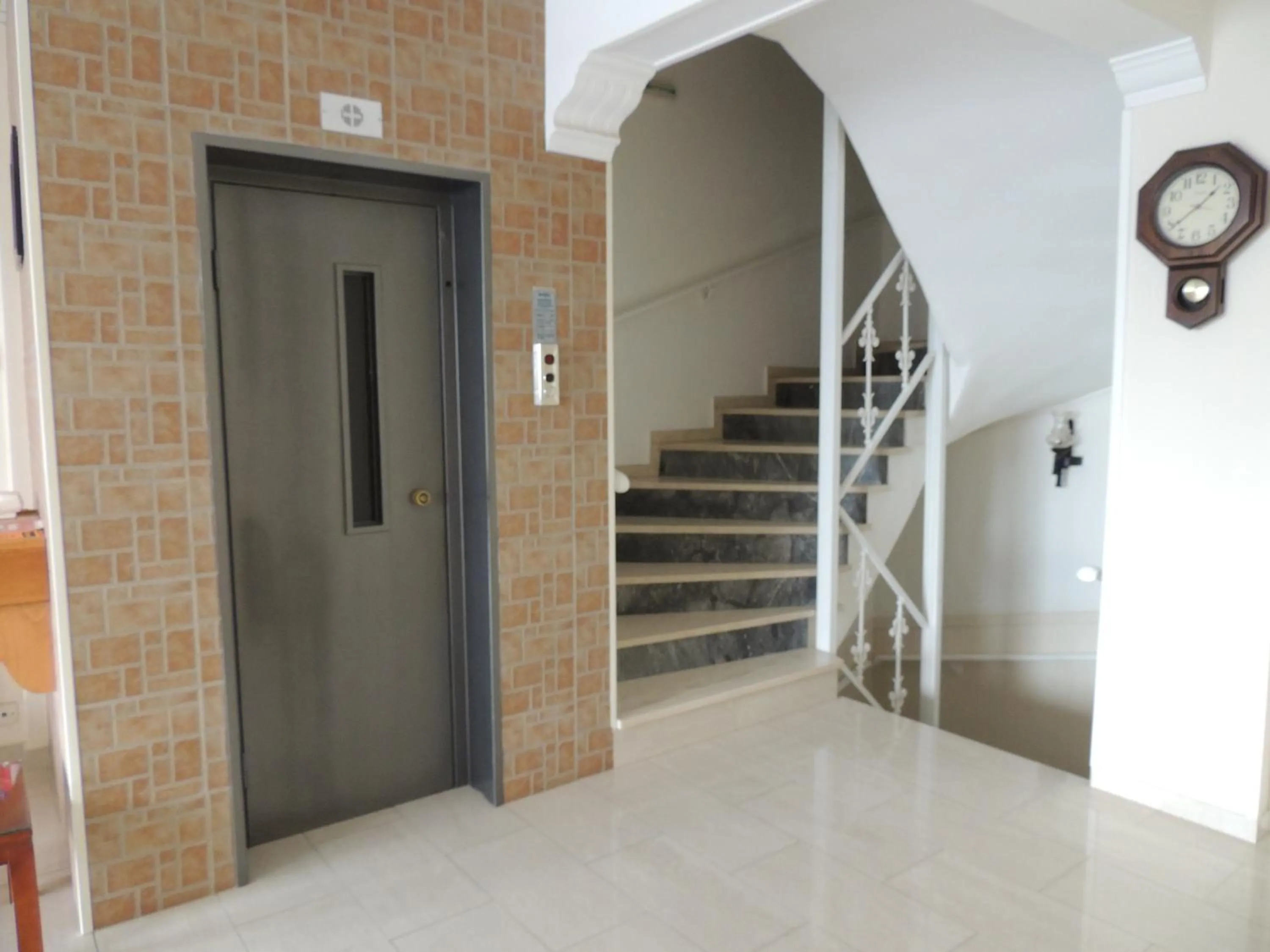 Lobby or reception in Miami Studios