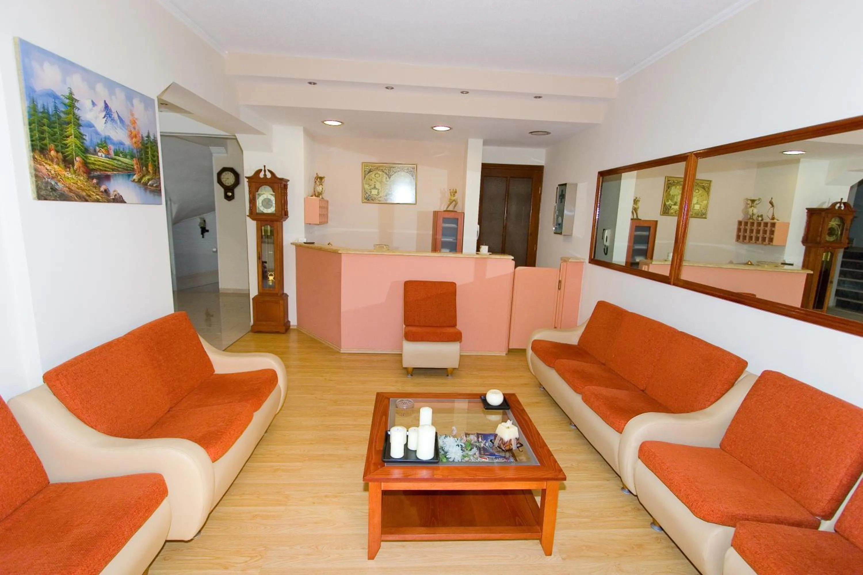 Lobby or reception in Miami Studios