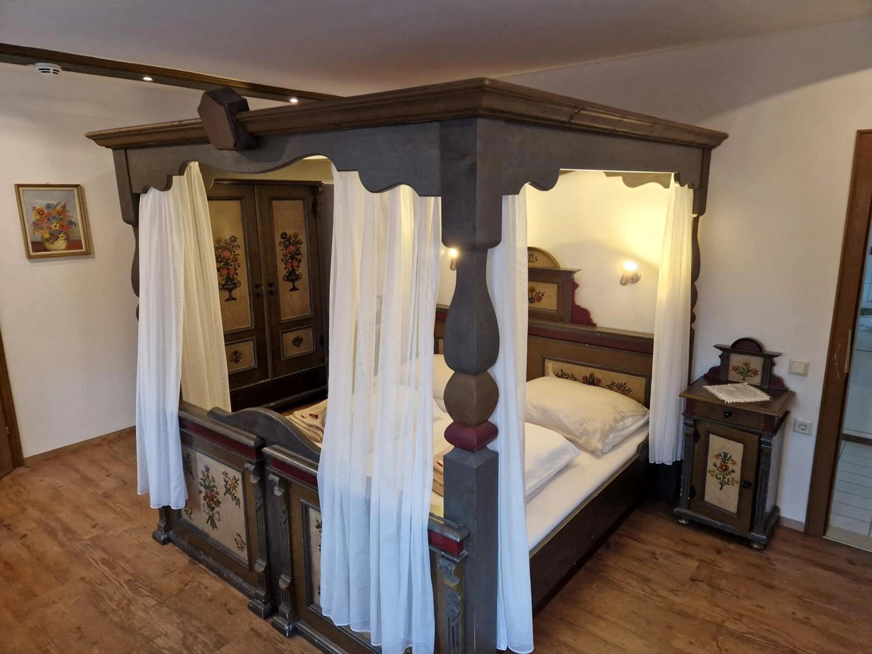 Bed in Gasthof Post