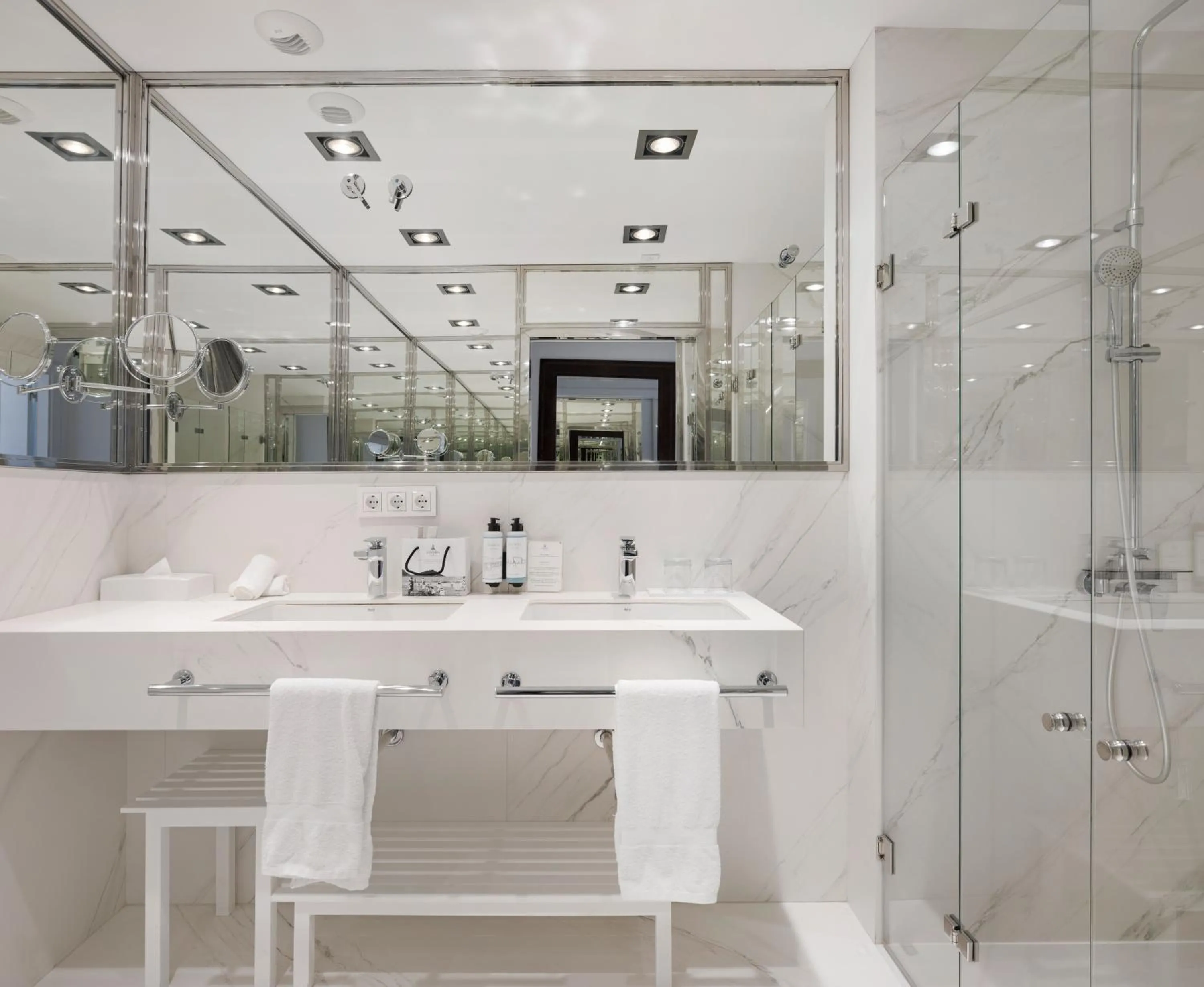 Hotel de Londres y de Inglaterra