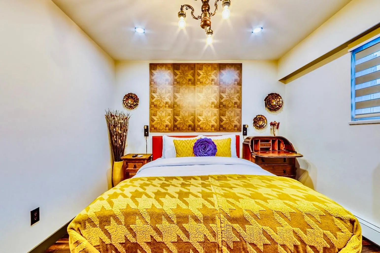 Bed in Neocolonial Nouveau Kensington Vacation Home