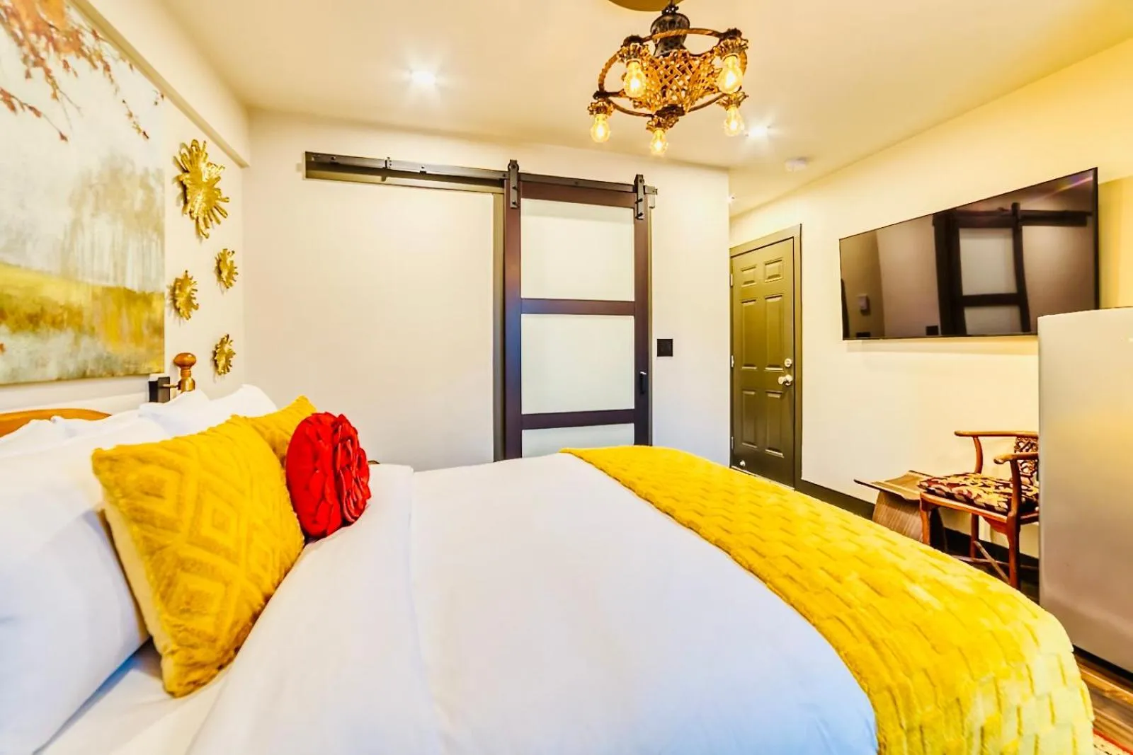 Bed in Neocolonial Nouveau Kensington Vacation Home