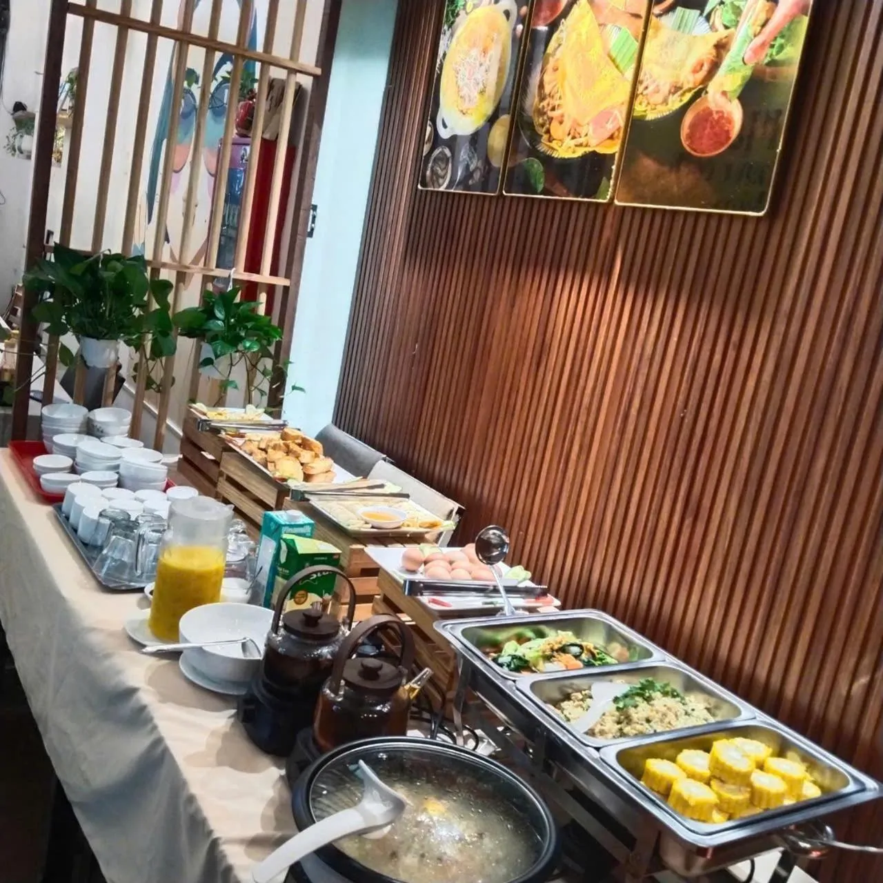 Food and drinks in The 1- Tony saigon Hotel