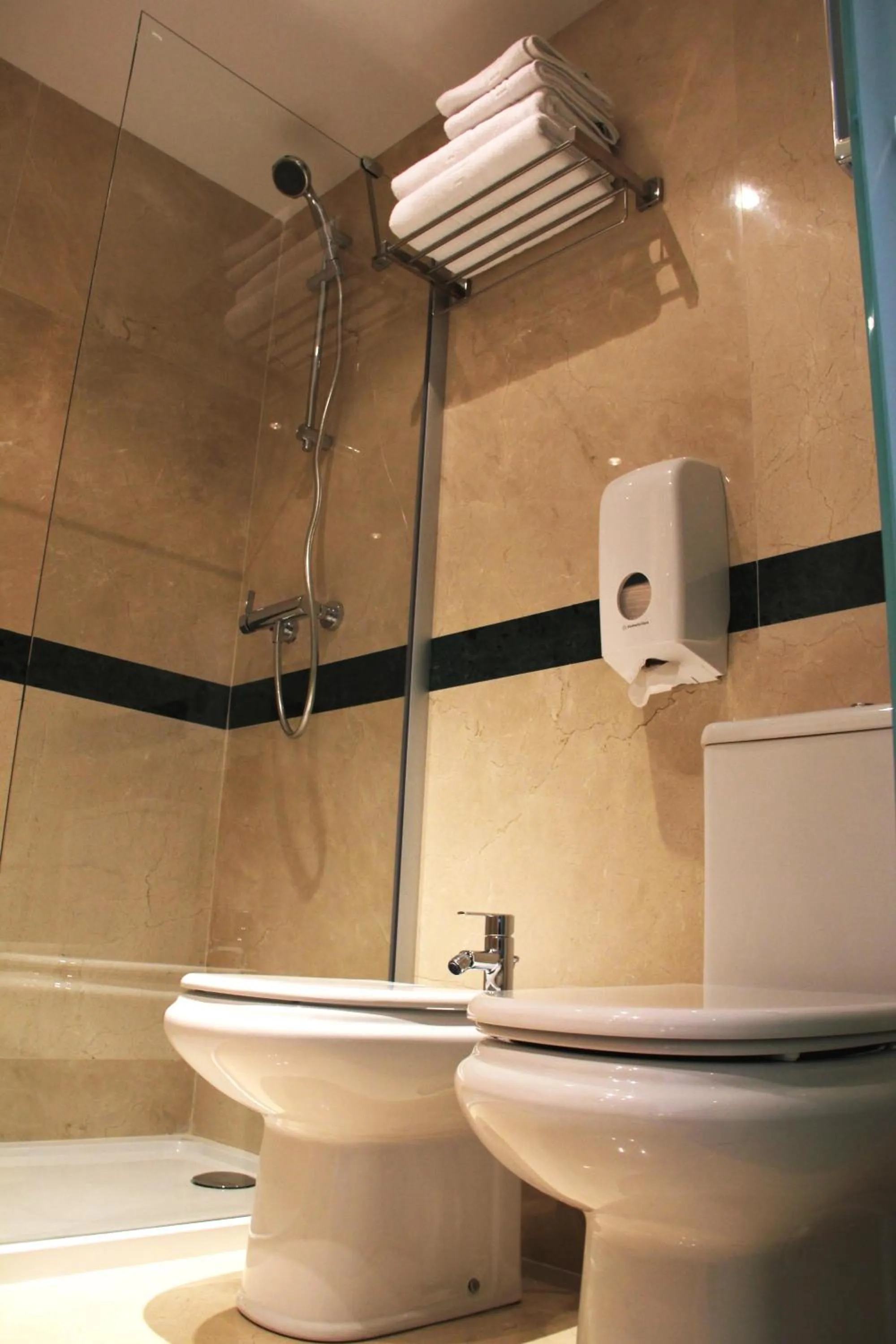 Bathroom in Hotel Playas de Torrevieja