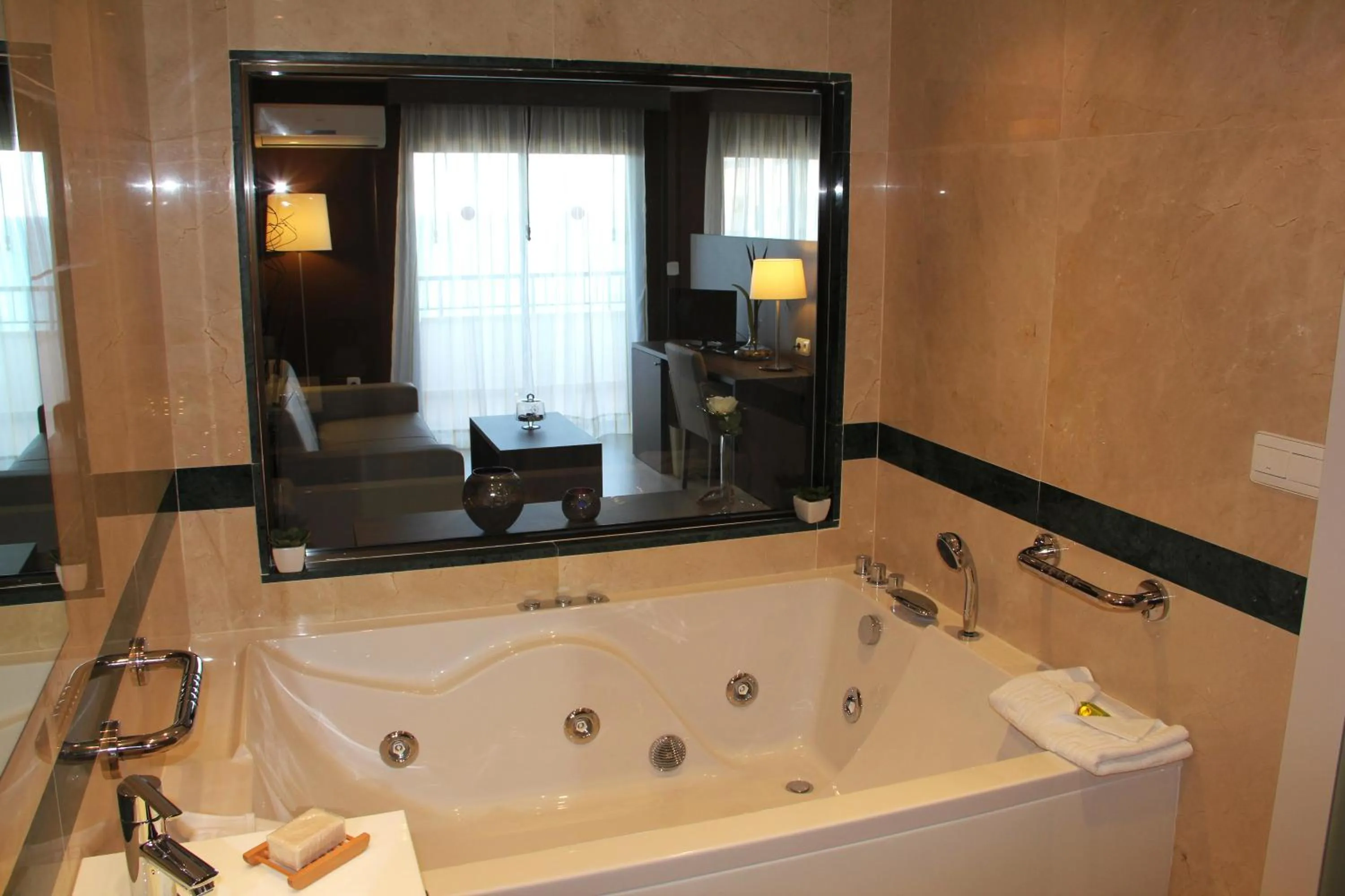Bathroom in Hotel Playas de Torrevieja