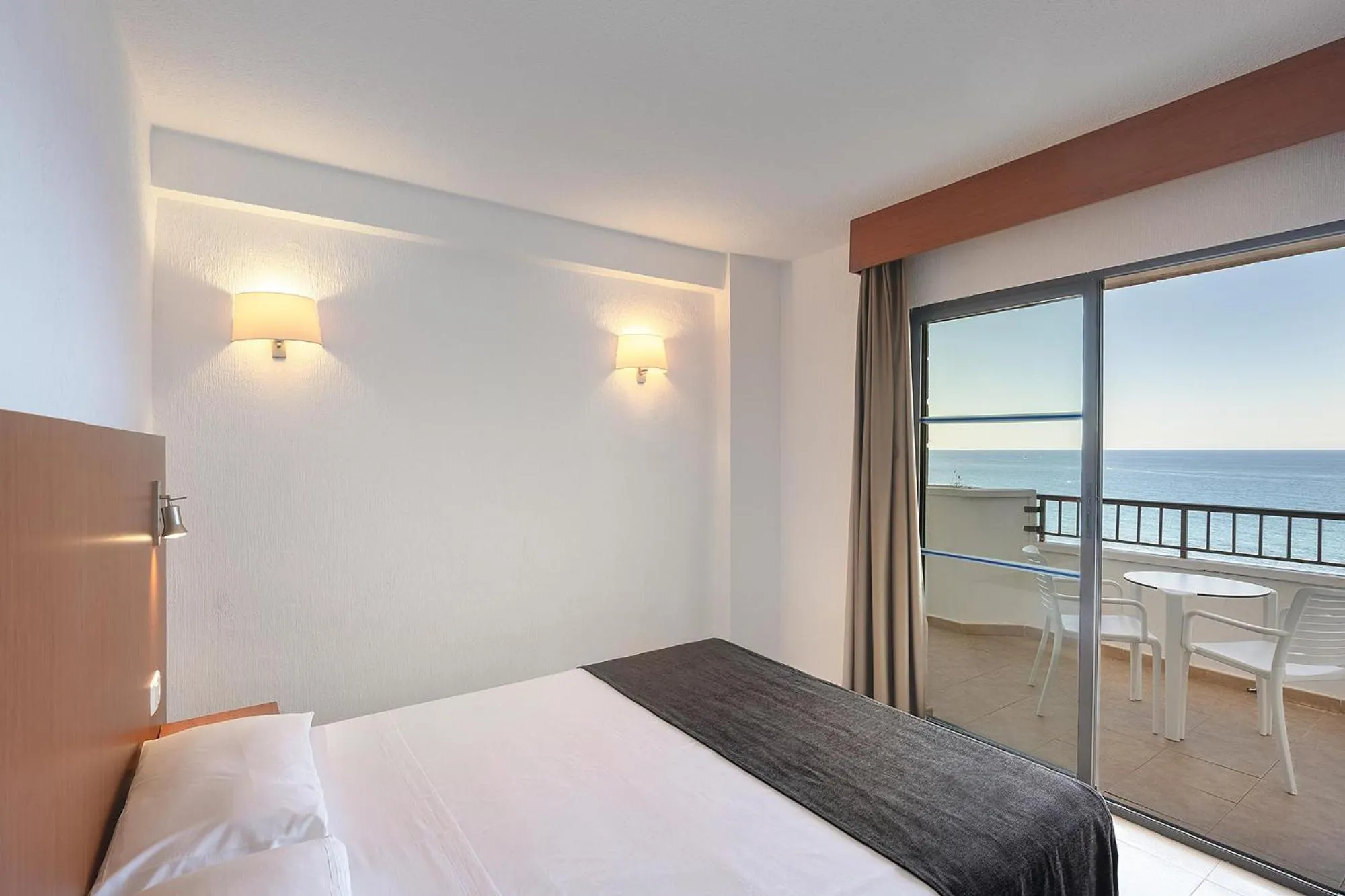 Photo of the whole room, Bed in Hotel Playas de Torrevieja