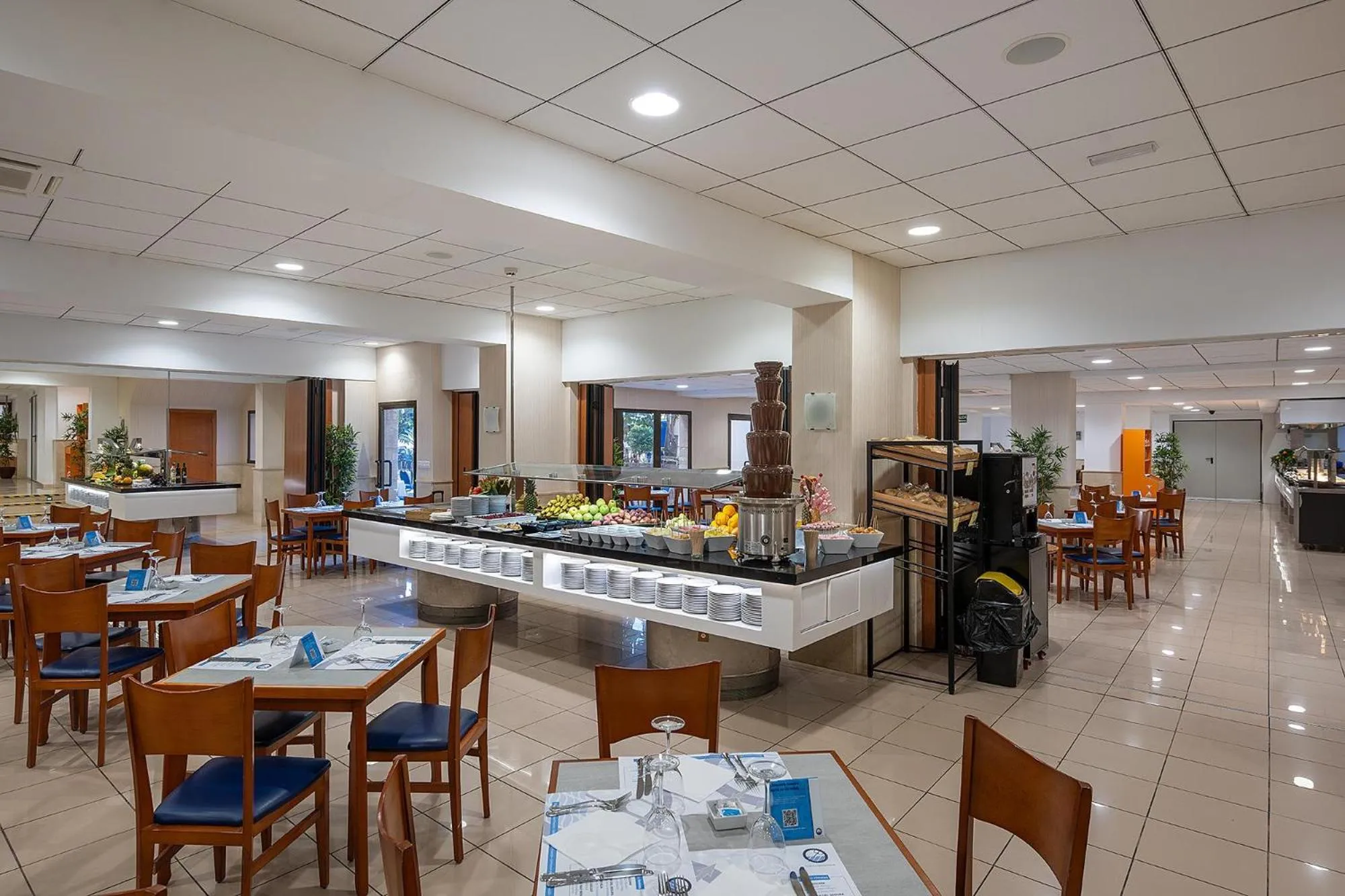 Restaurant/places to eat in Hotel Playas de Torrevieja