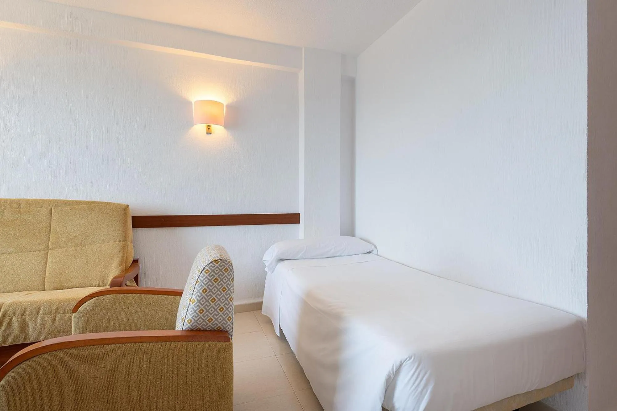 Photo of the whole room, Bed in Hotel Playas de Torrevieja