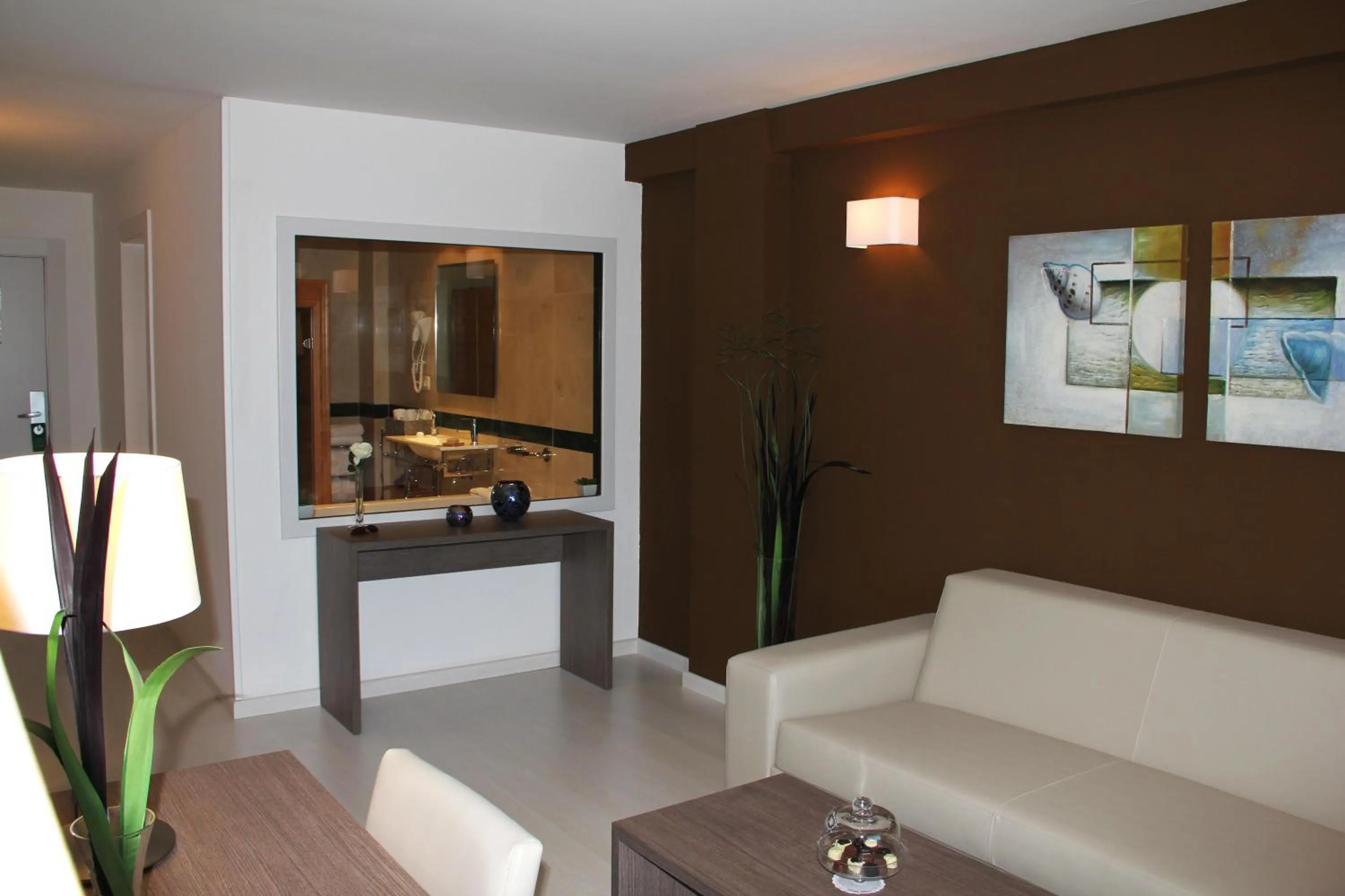 Photo of the whole room in Hotel Playas de Torrevieja