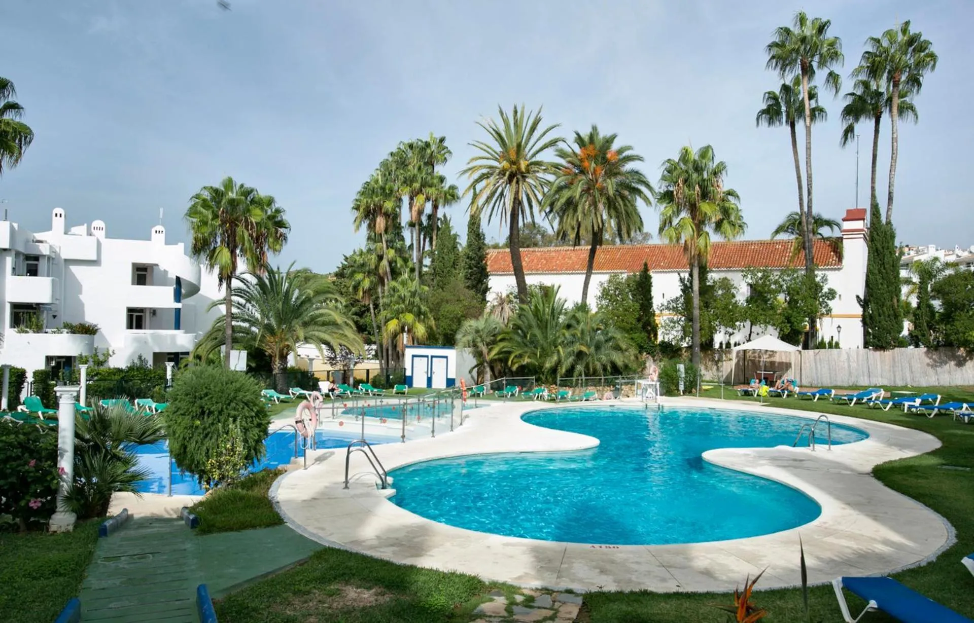 Pool view in Ona Campanario