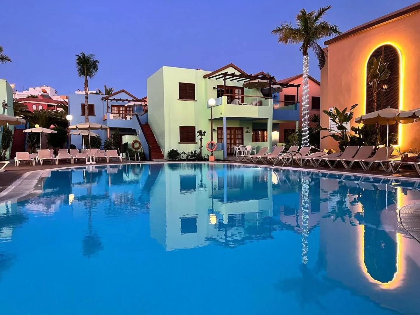 Pool view in Club Vista Serena