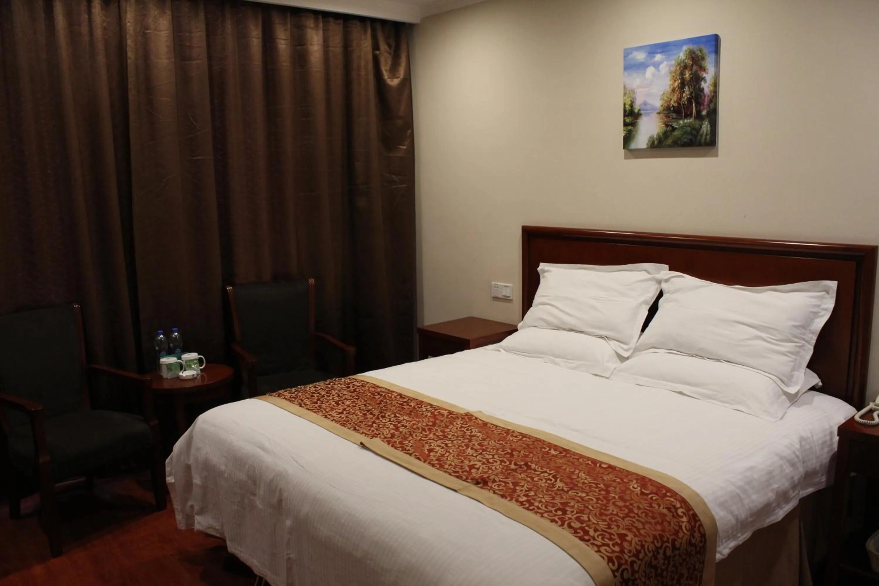 Bed in GreenTree Inn Zhangjiakou Yu County Bus Station Business Hotel
