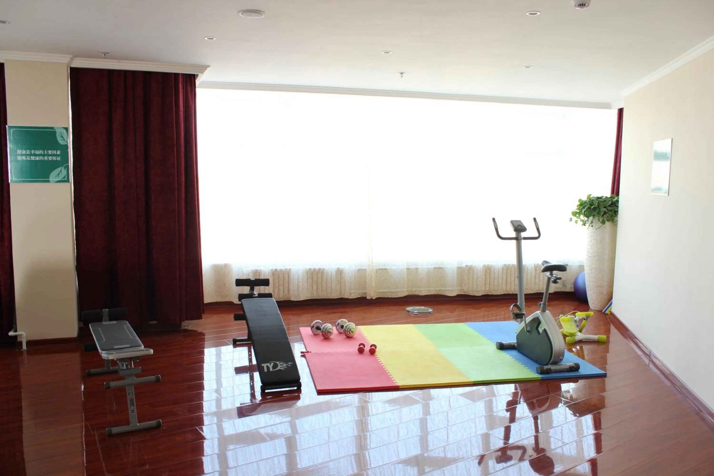Fitness centre/facilities in GreenTree Inn Zhangjiakou Yu County Bus Station Business Hotel