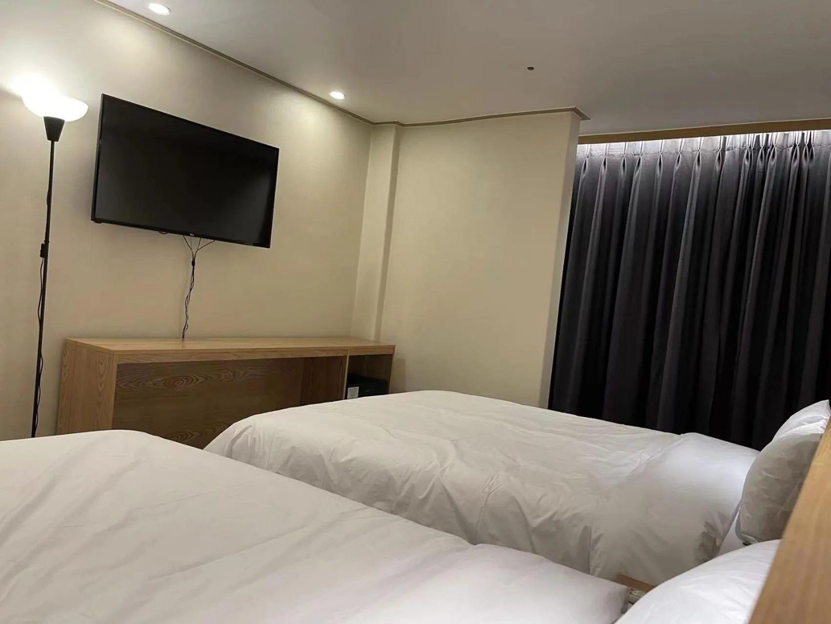 Bed in The garden hotel