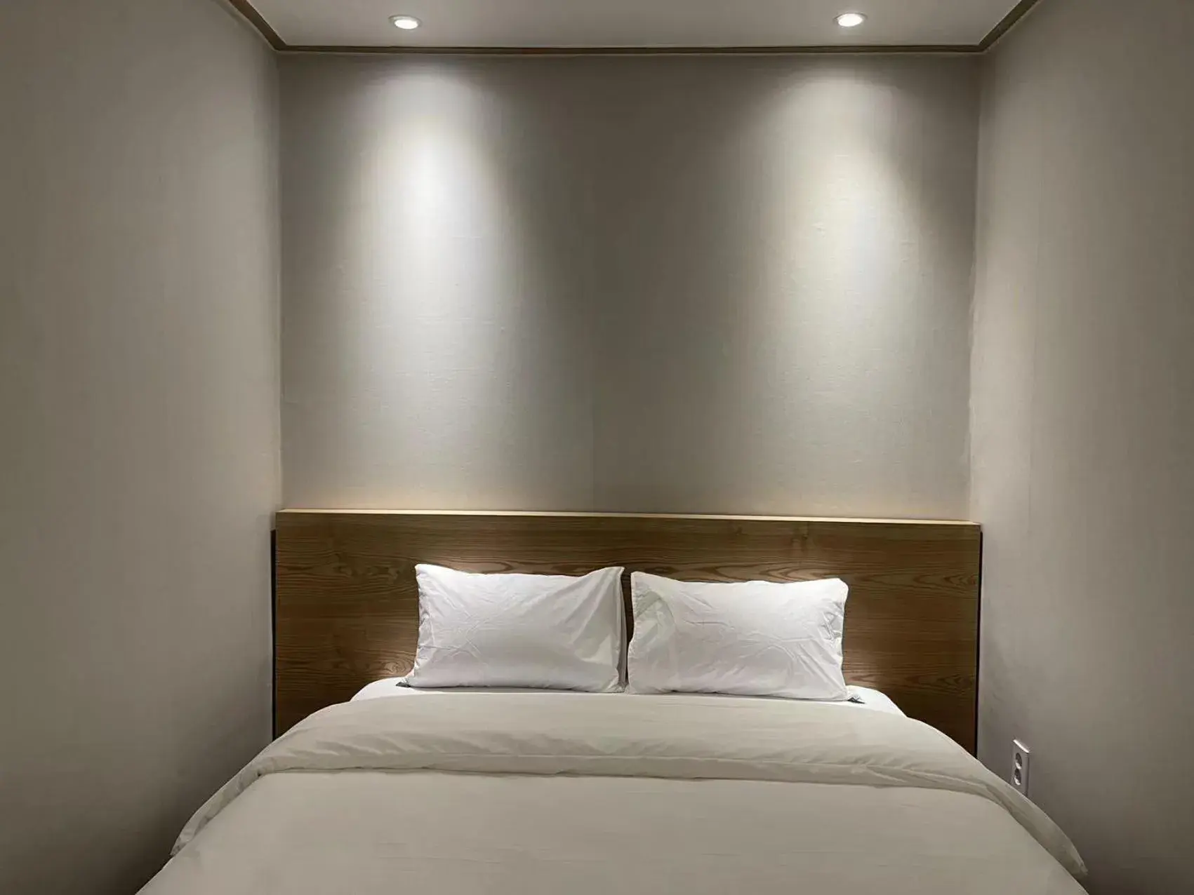 Superior Double Room in The garden hotel Superior Double Room in The garden hotel