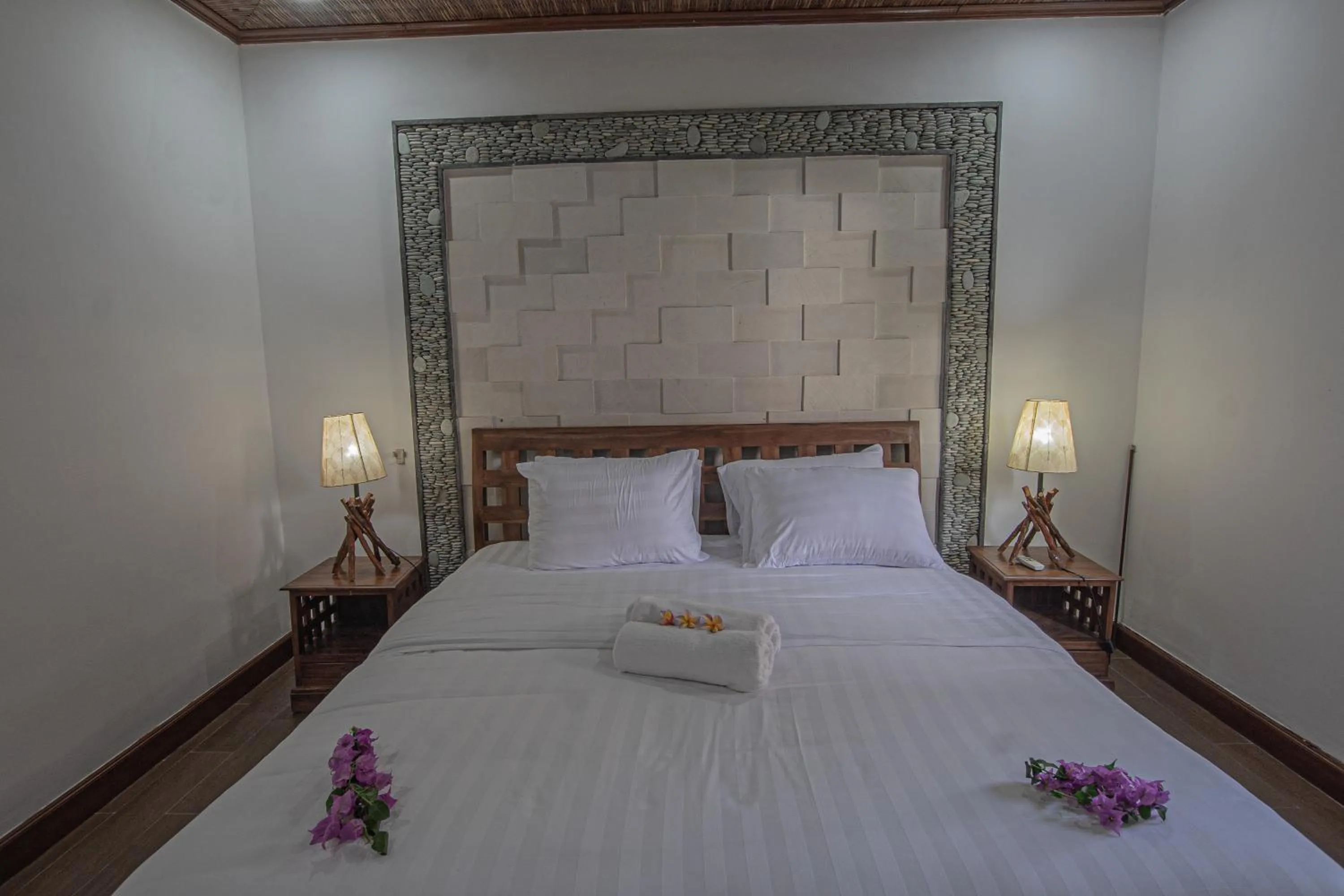 Bed in Panorama Cottages I