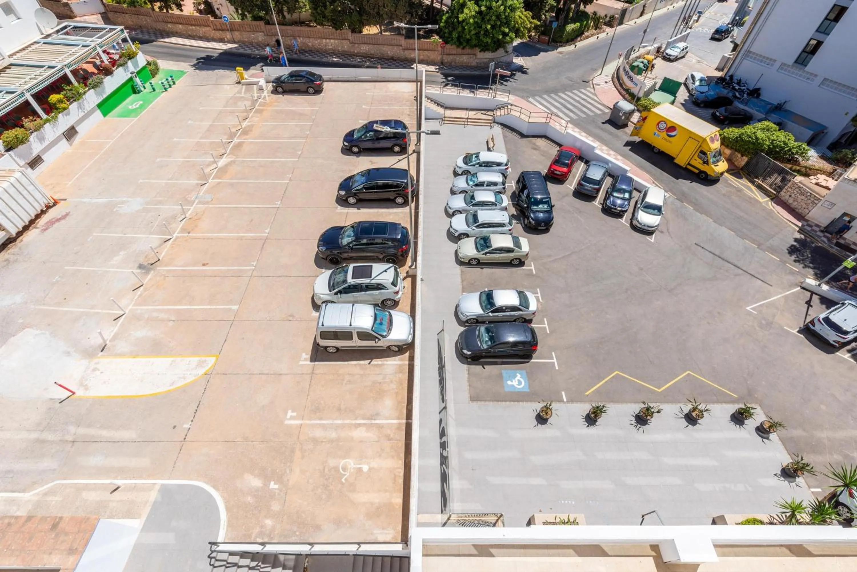 Property building in THB San Fermín