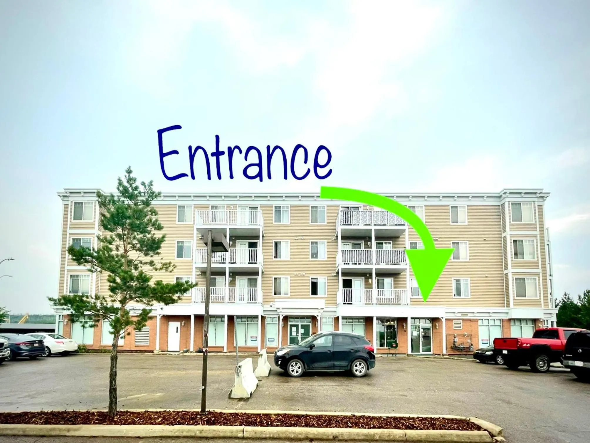 Facade/entrance in Top Floor Riverfront Condo with Stellar Sunsets!