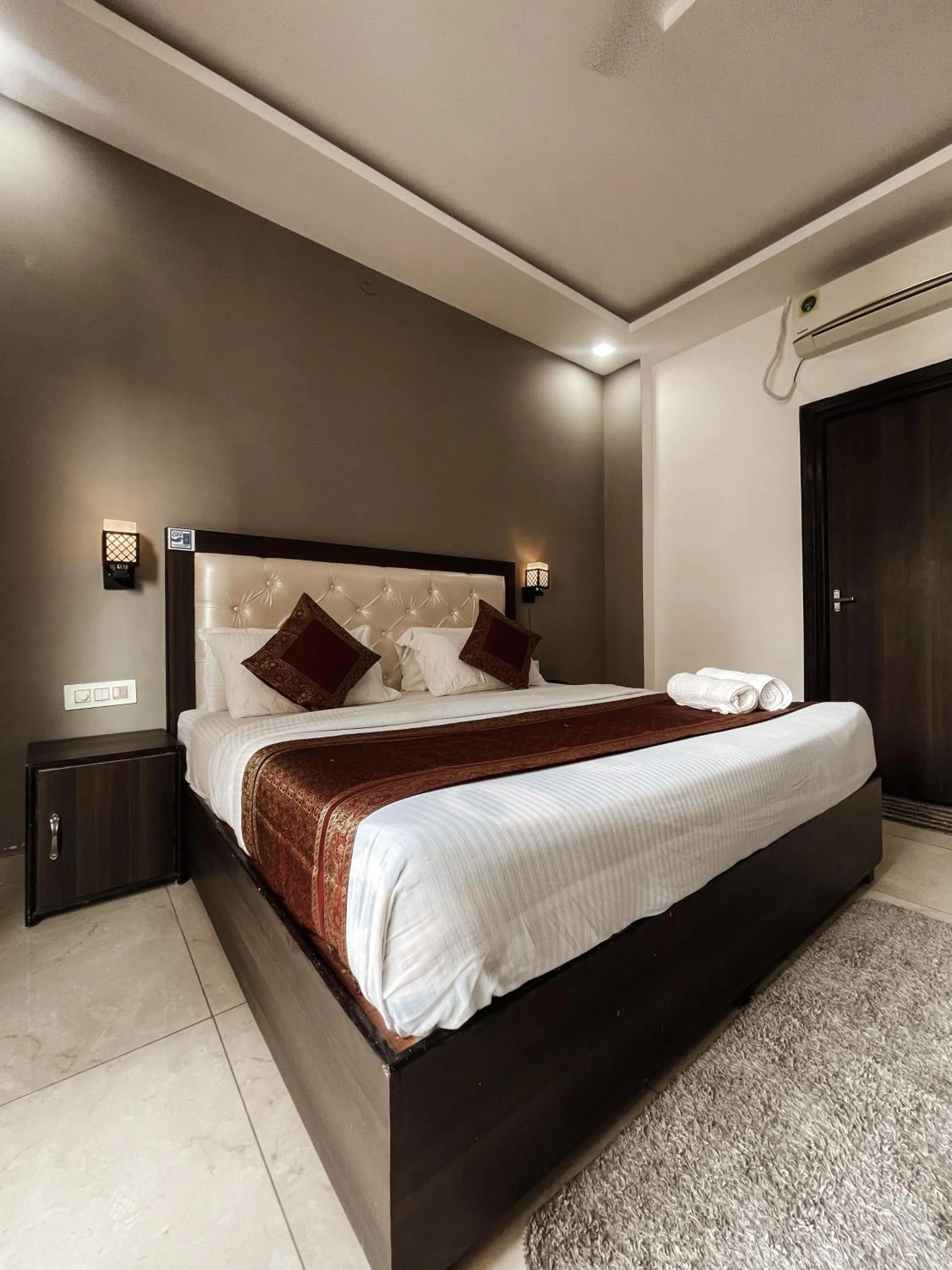 Photo of the whole room in Blue River Hostel, Rishikesh