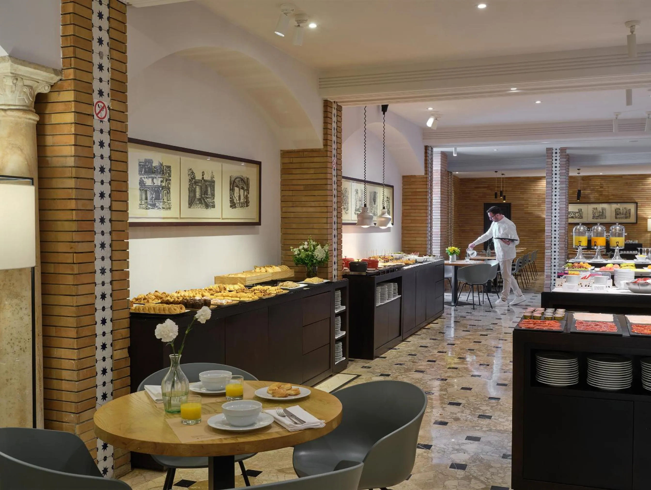 Buffet breakfast in Hotel Fernando III