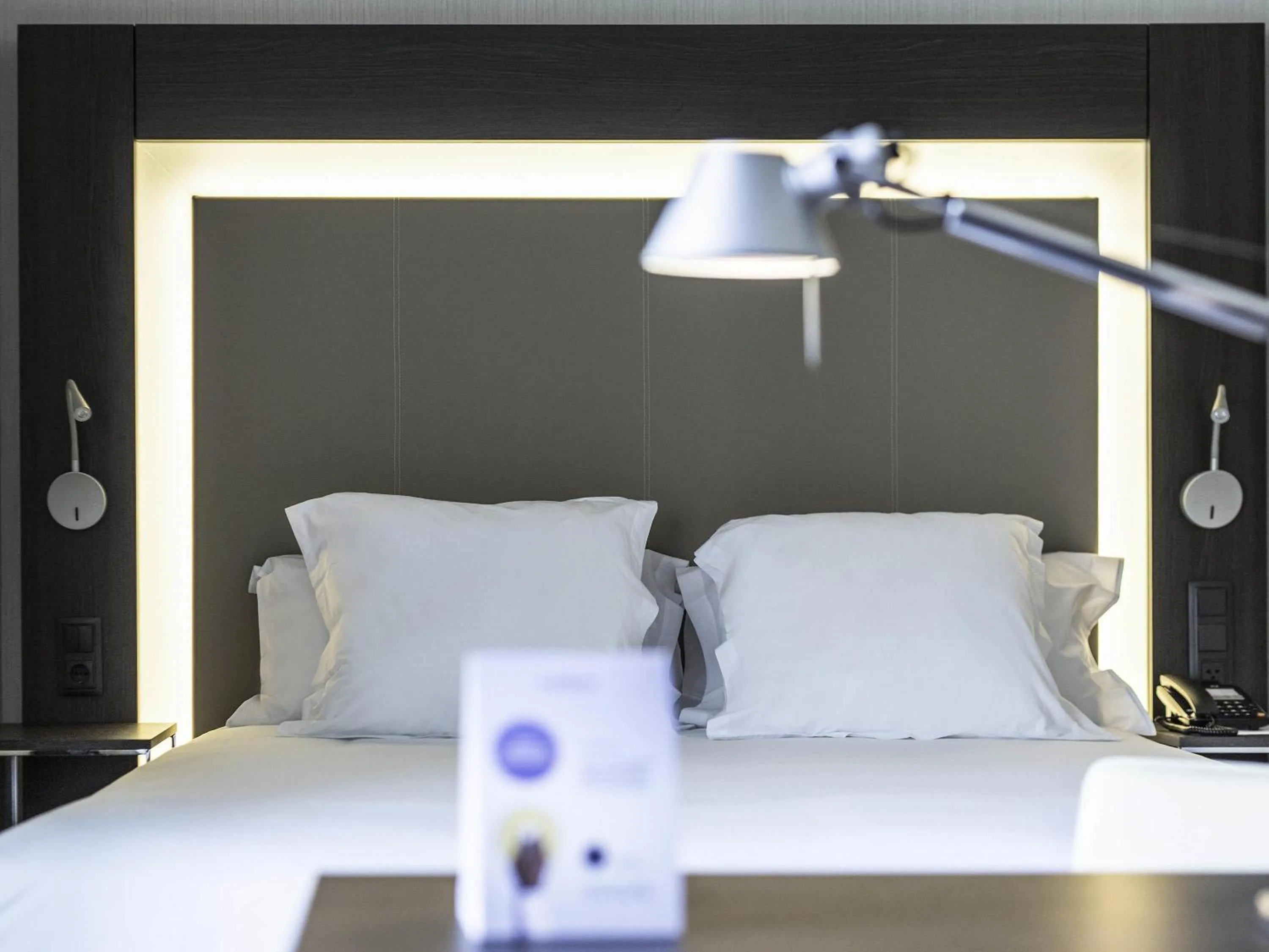 Bedroom, Bed in Novotel Madrid Center