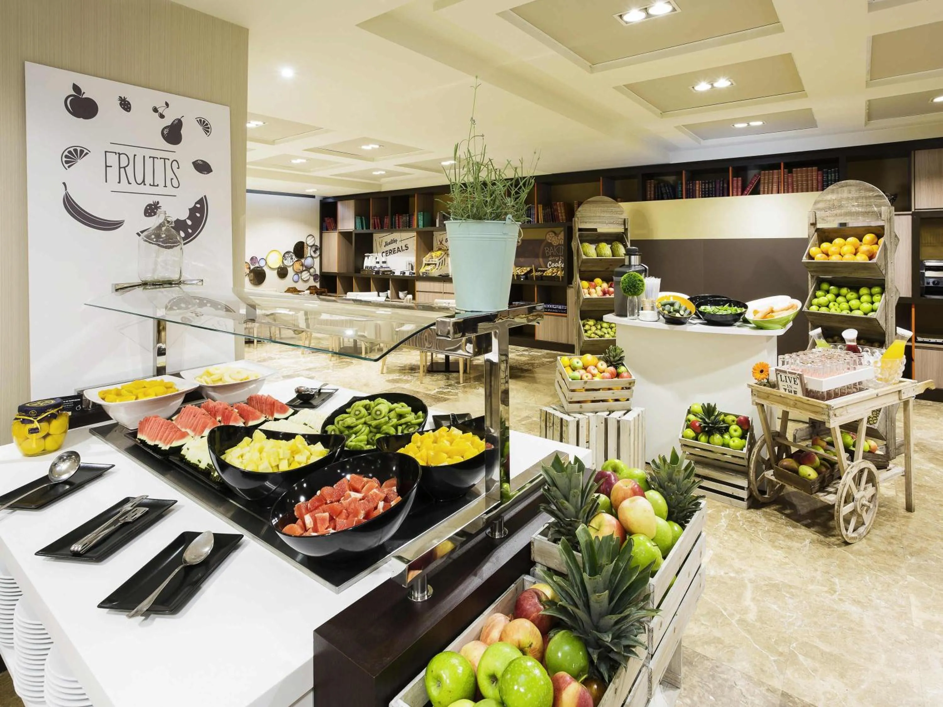 Breakfast in Novotel Madrid Center