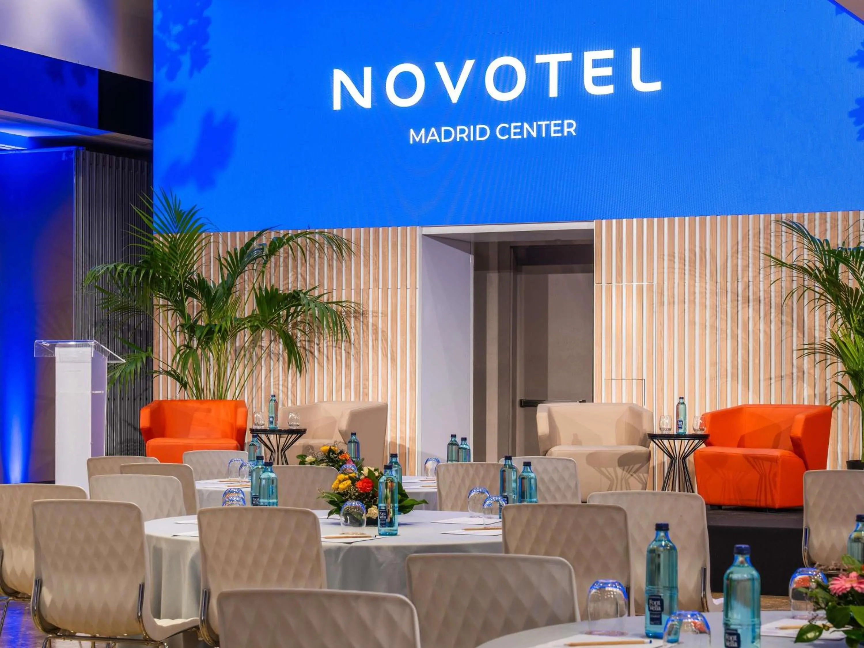 Meeting/conference room in Novotel Madrid Center