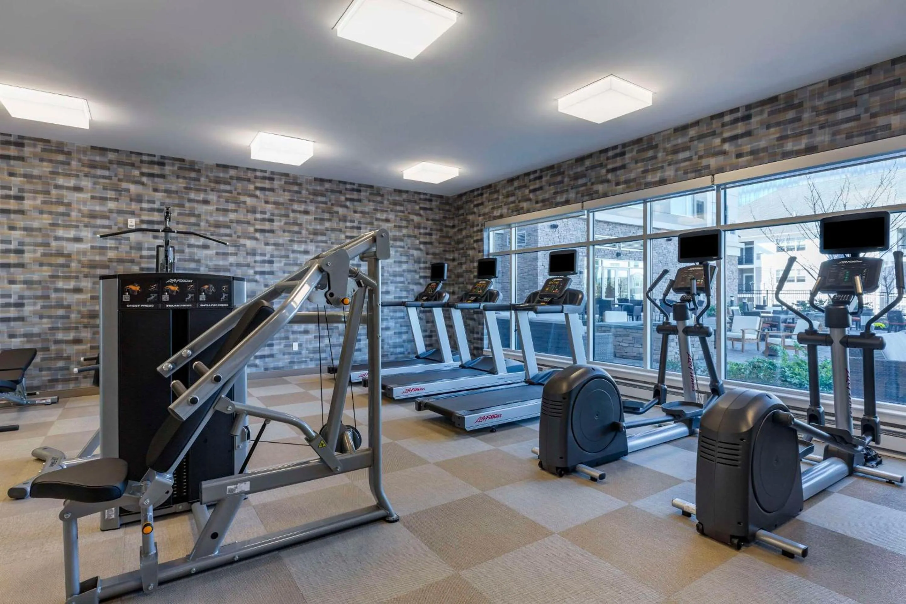 Fitness centre/facilities in Cambria Hotel Manchester South Windsor