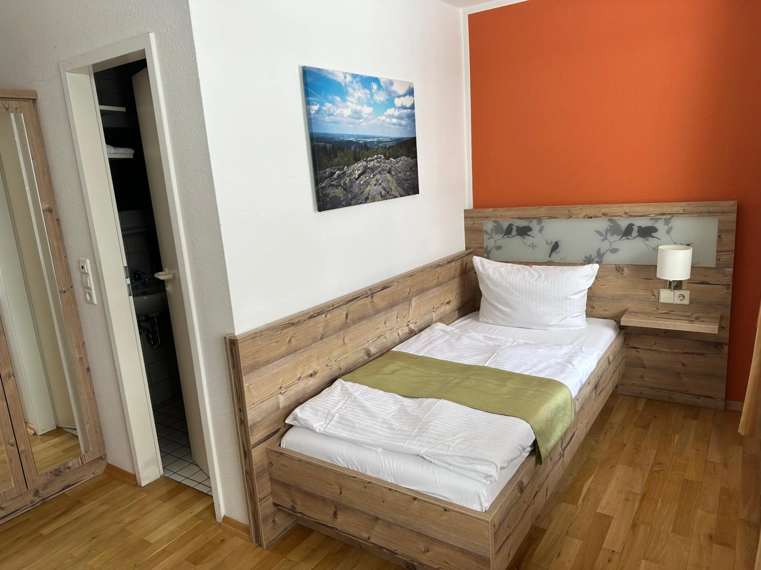 Bed in Hotel Haus am Ahorn