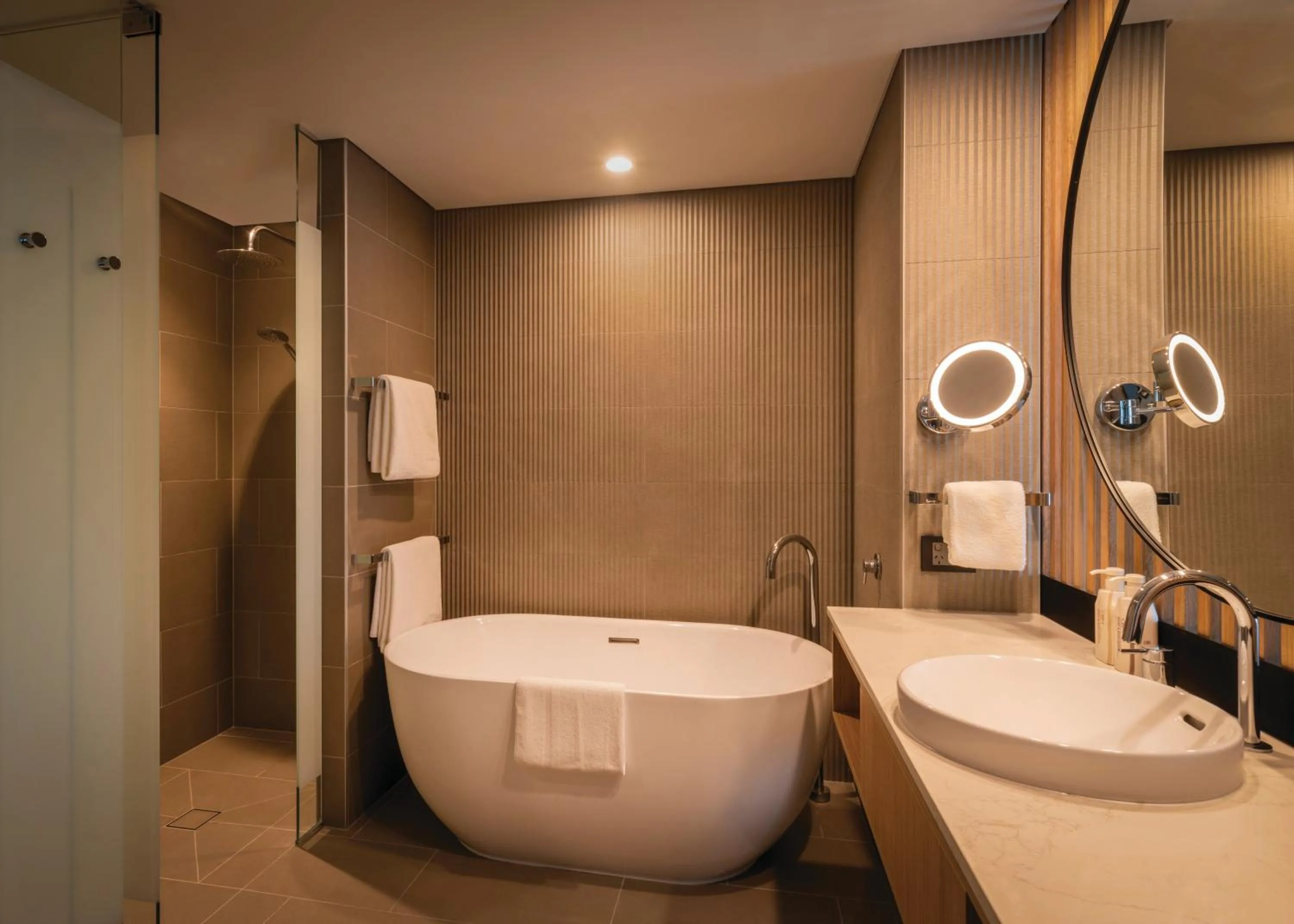 Shower in Vibe Hotel Adelaide