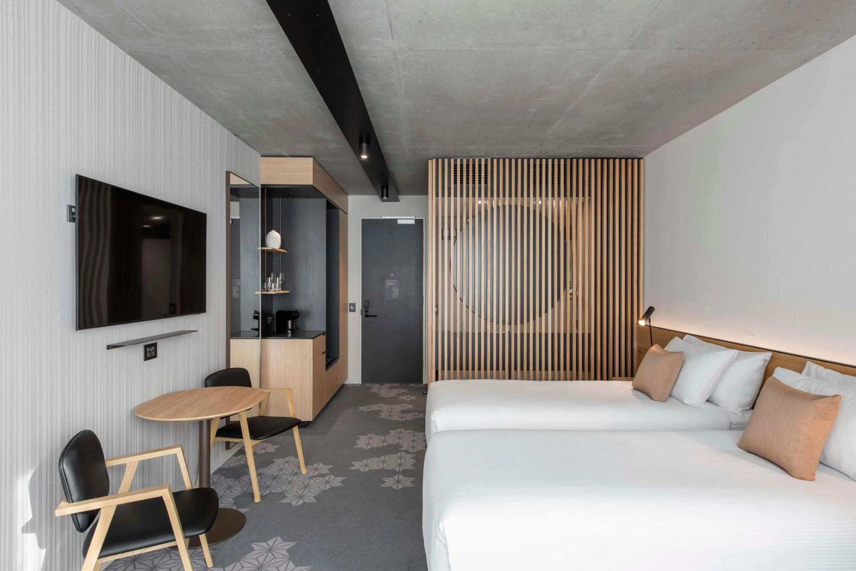 Bedroom, Bed in Vibe Hotel Adelaide