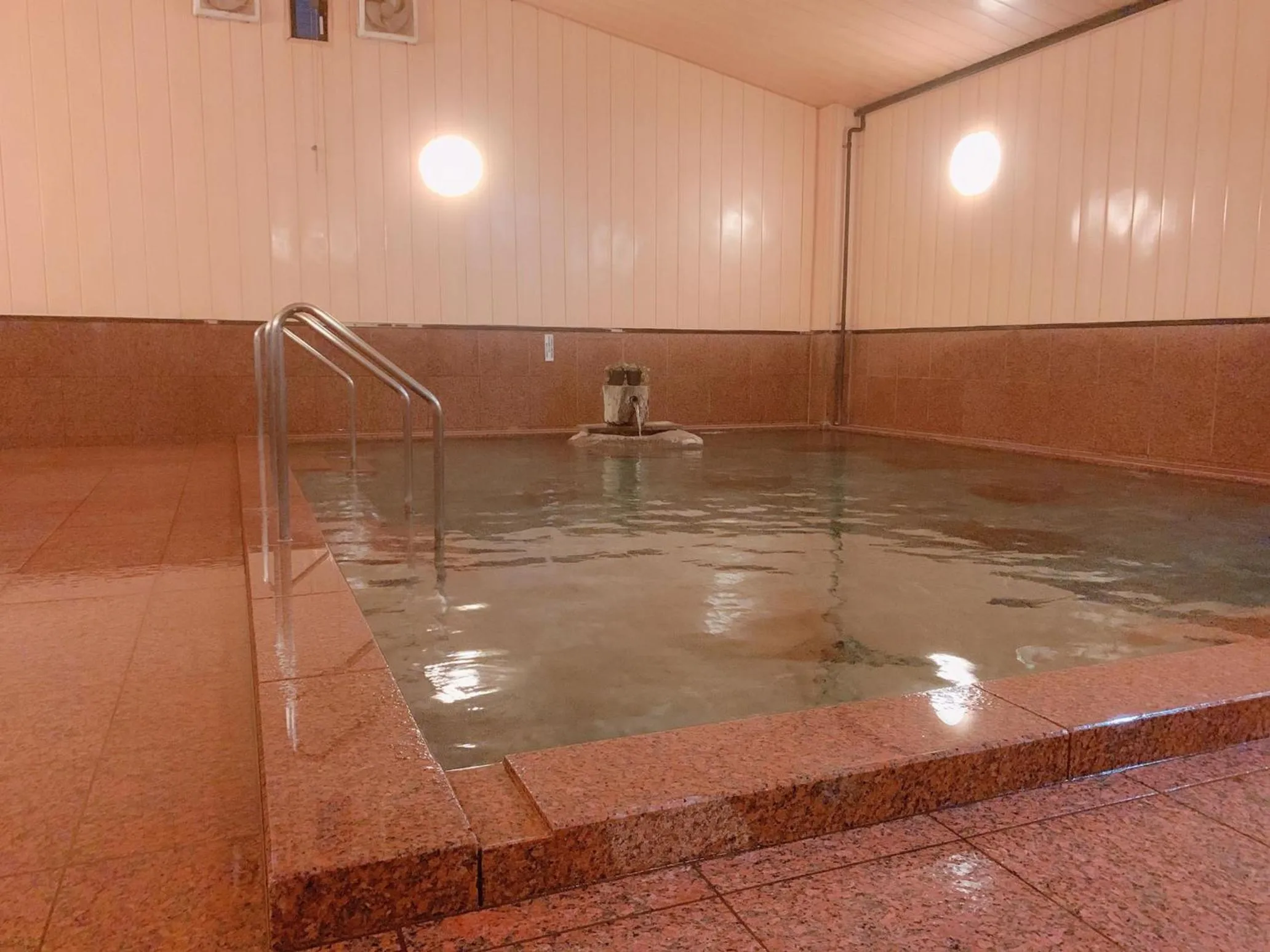 Hot Tub in KOUBOUNOYU HONTEN