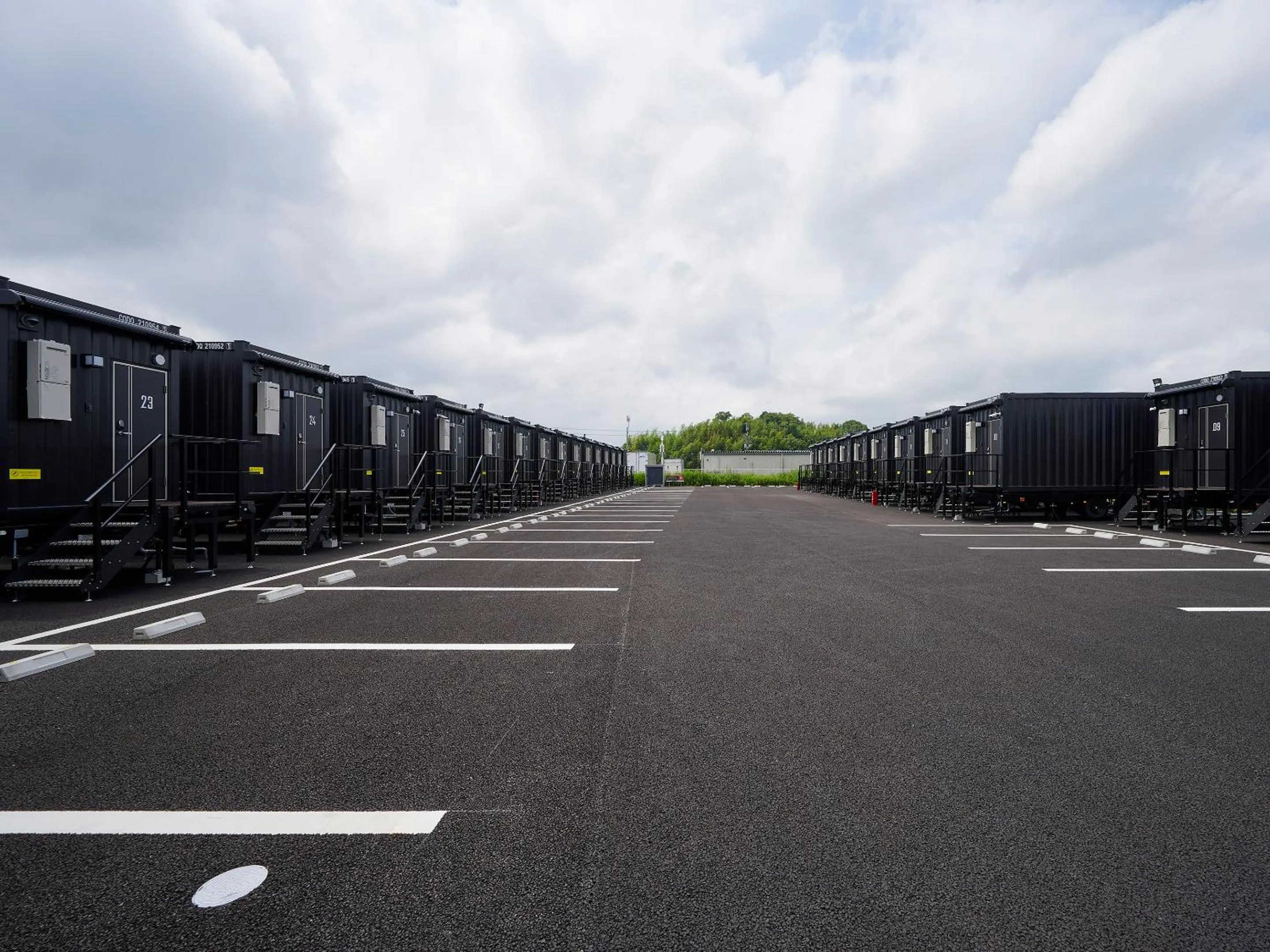 Parking in HOTEL R9 The Yard Koka