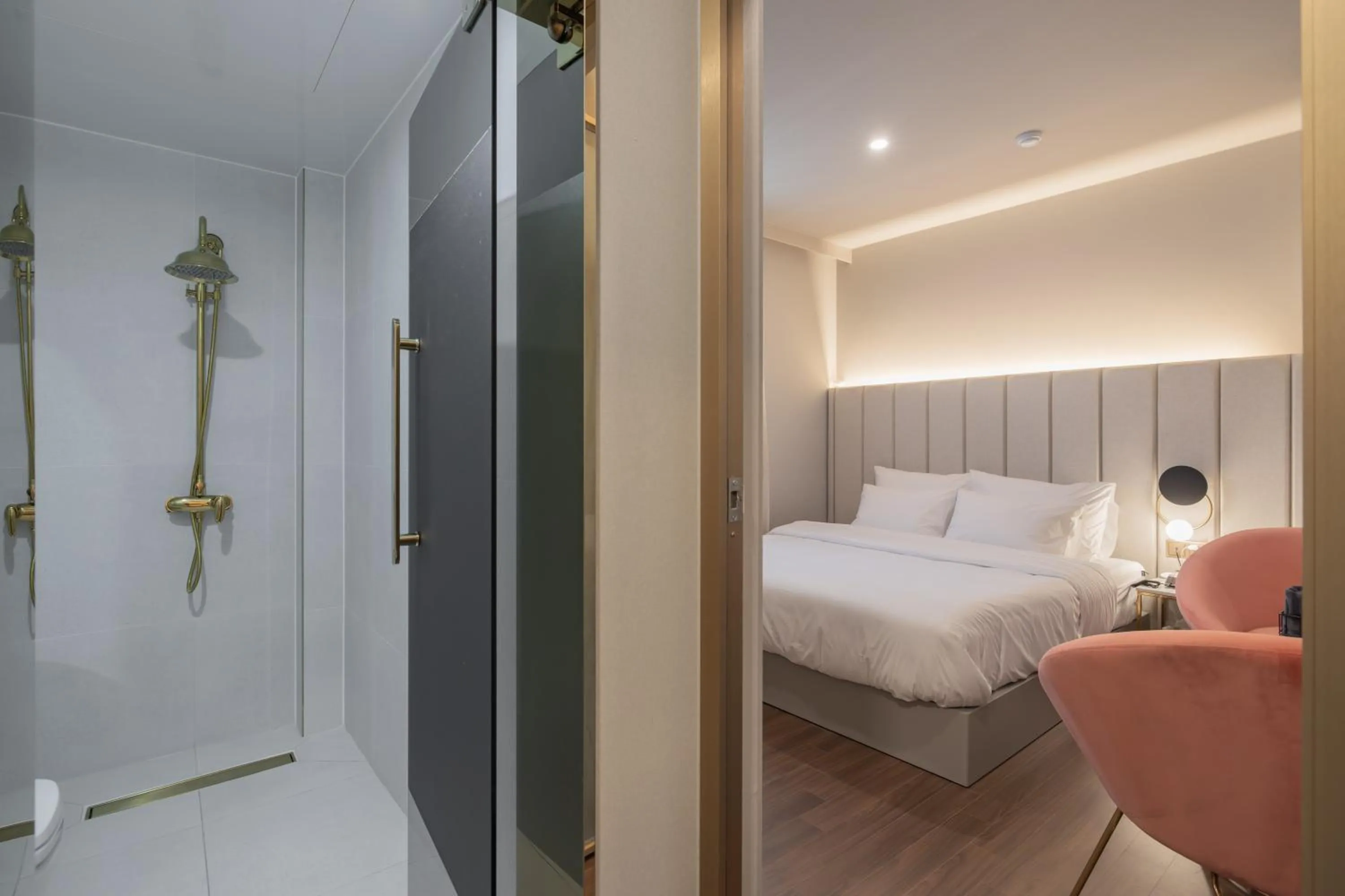 Photo of the whole room, Bed in Denbasta Hotel Heritage