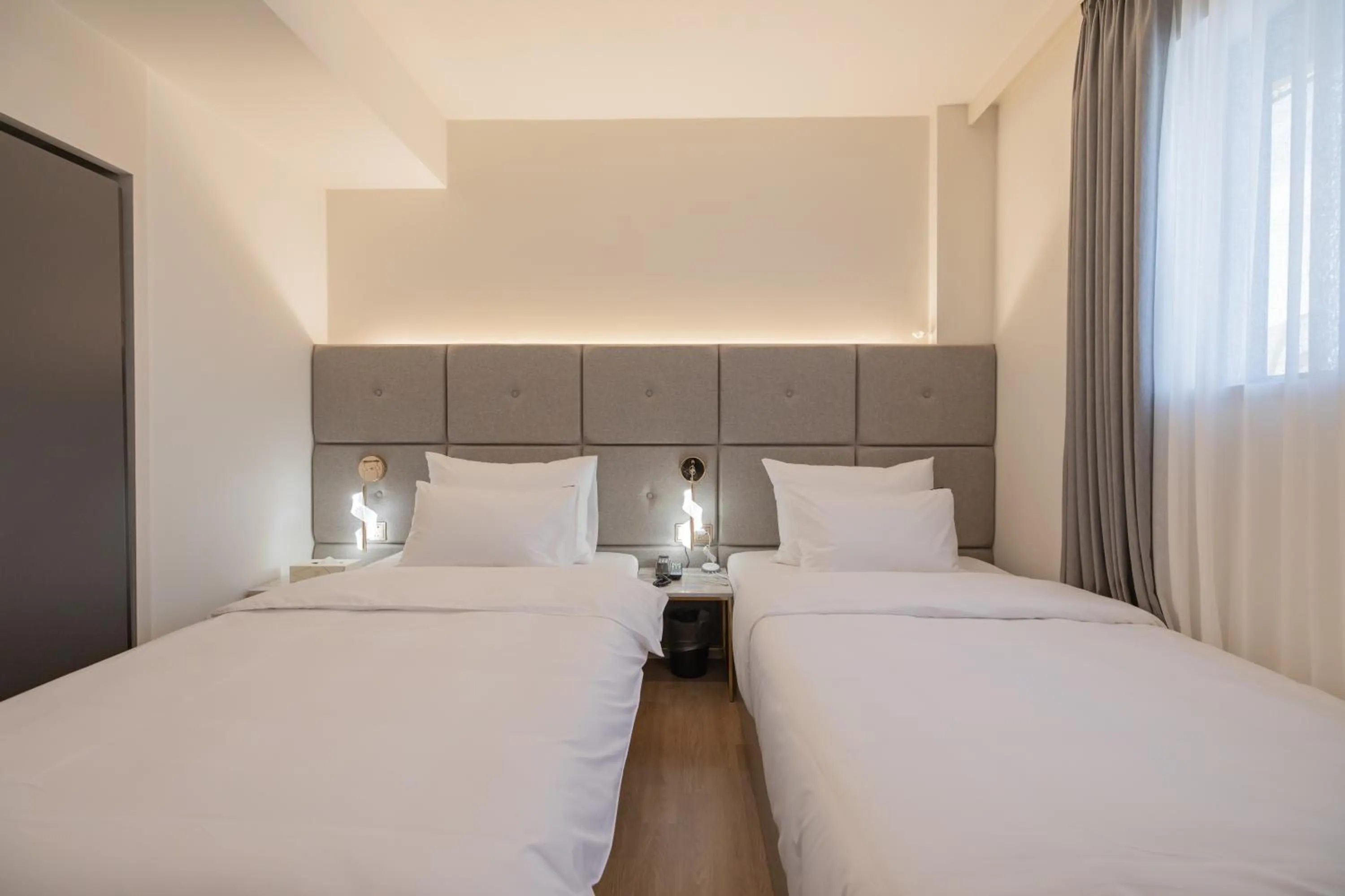 Bed in Denbasta Hotel Heritage