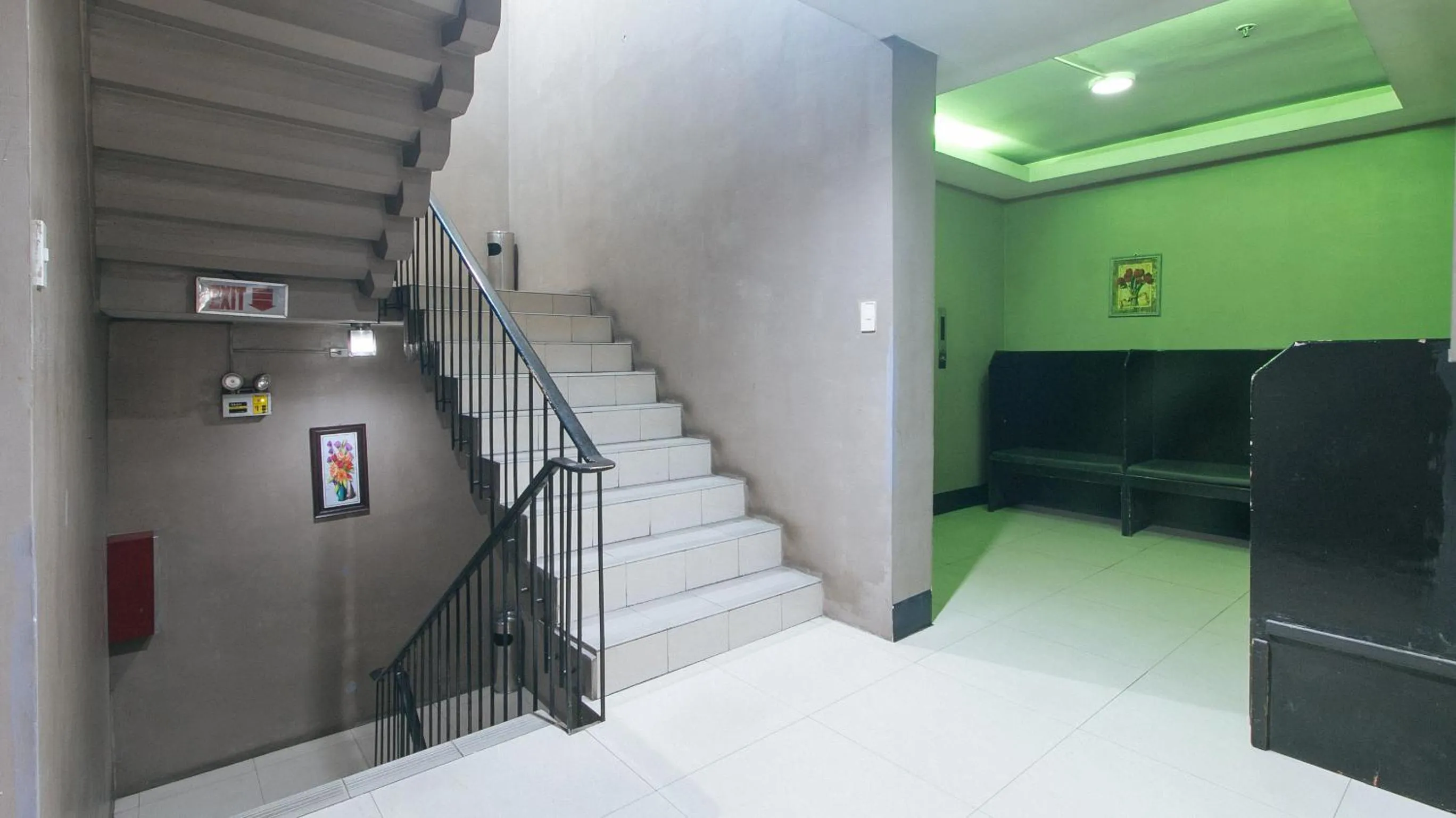 Area and facilities in RedDoorz @ Riches Holiday Hotel Avenida