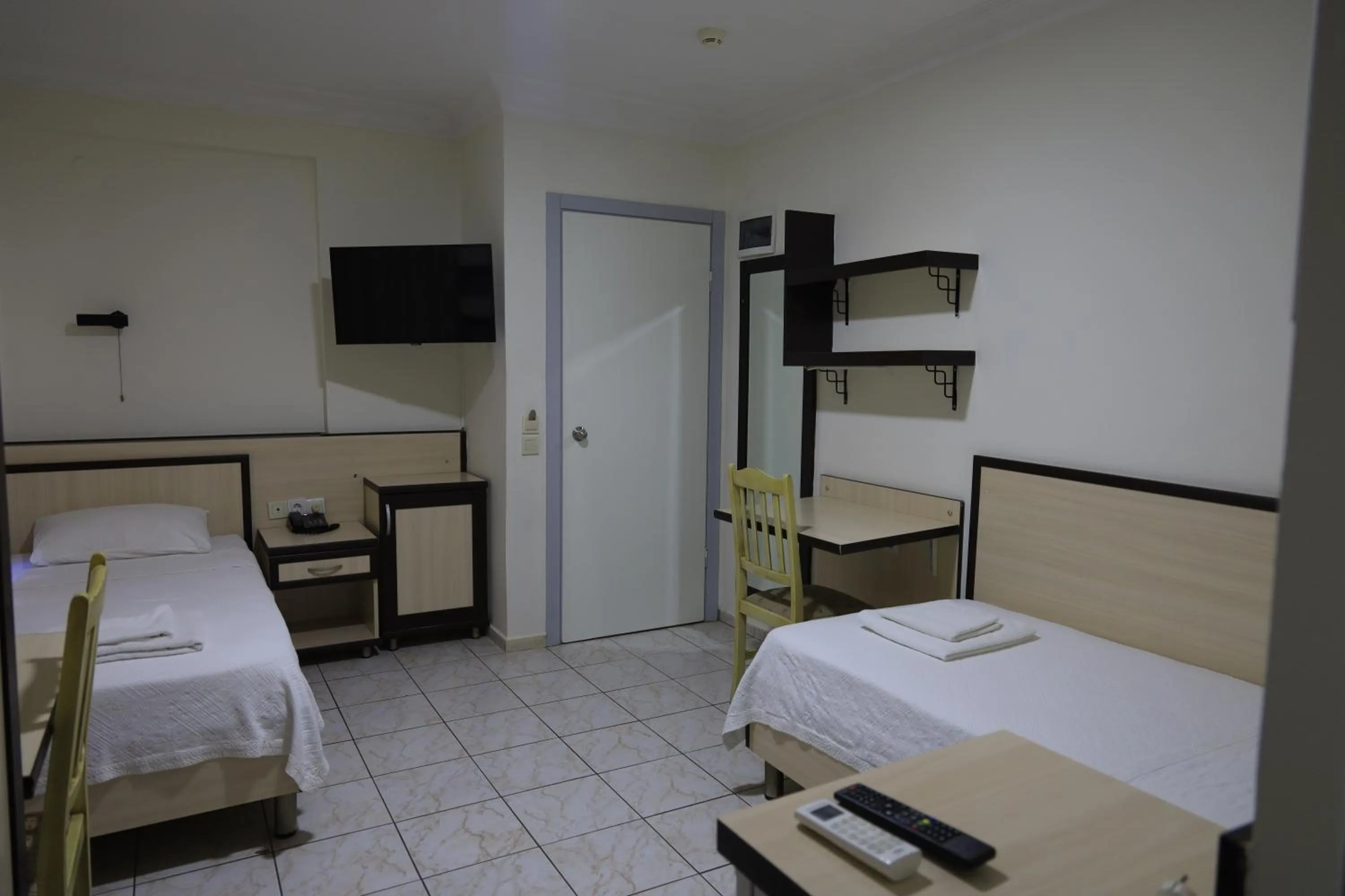 Photo of the whole room, Bed in Elit Otel