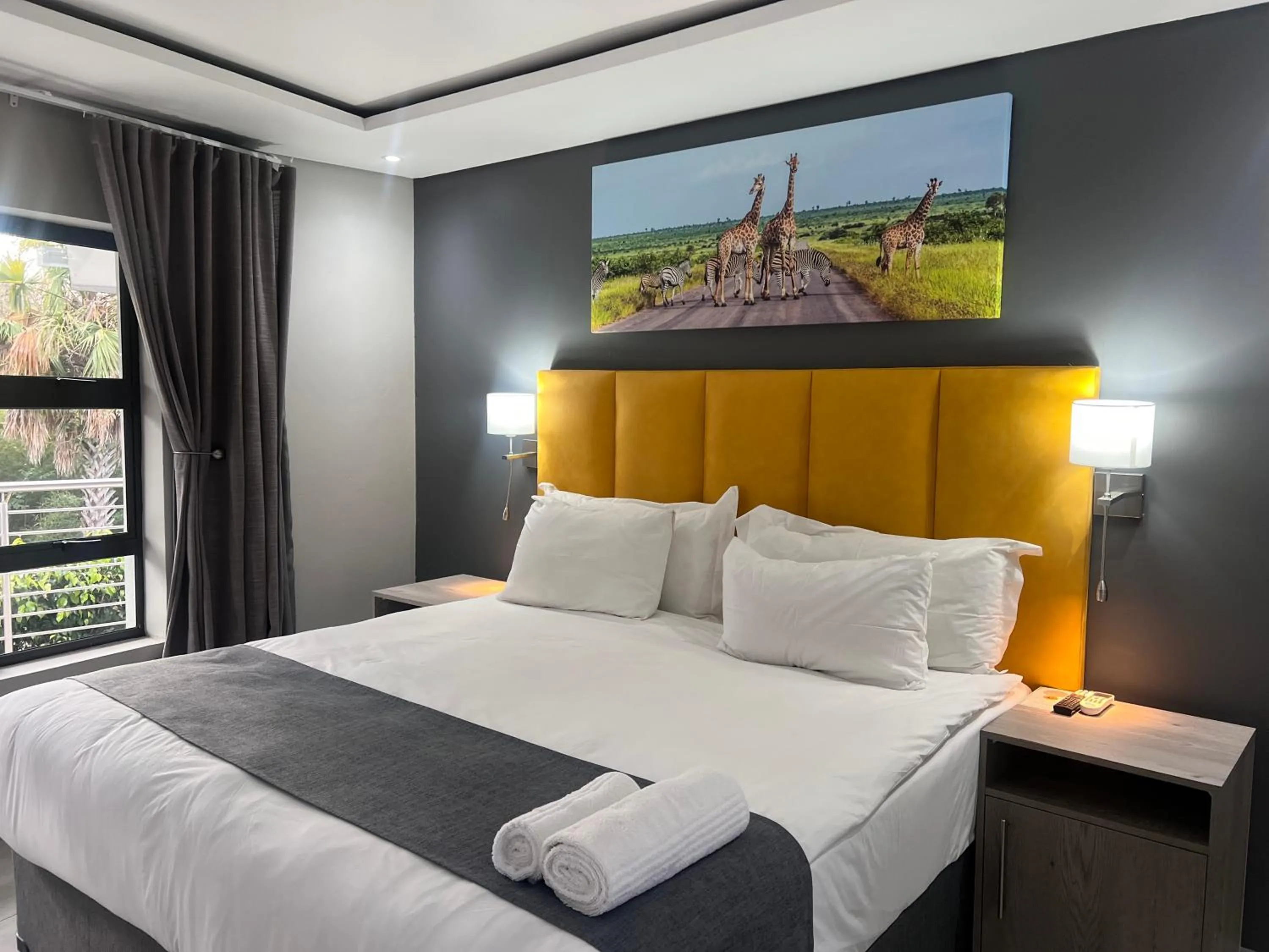 Bed in Khayalami Hotel - Mbombela