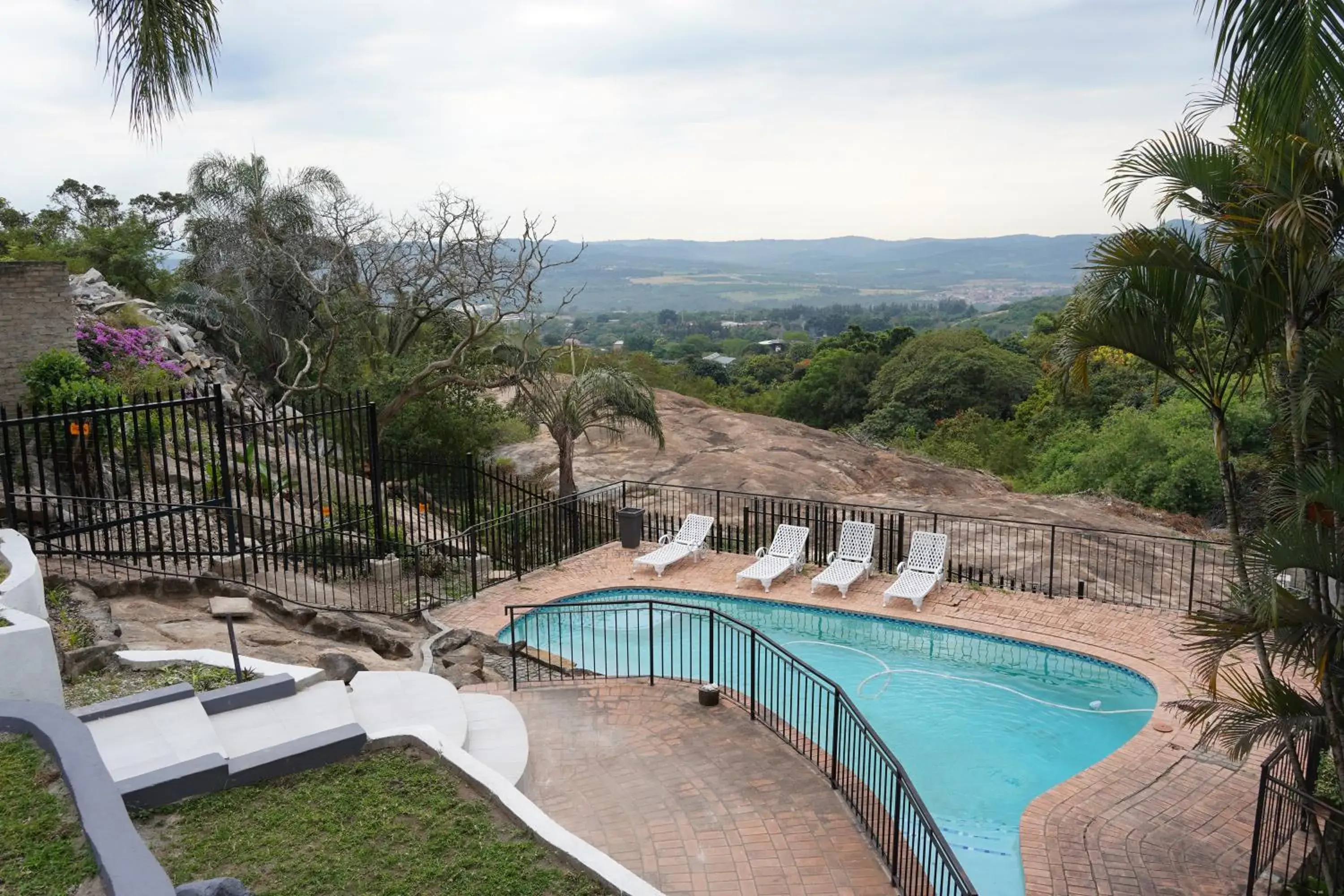 Studio with Balcony in Khayalami Hotel - Mbombela Studio with Balcony in Khayalami Hotel - Mbombela