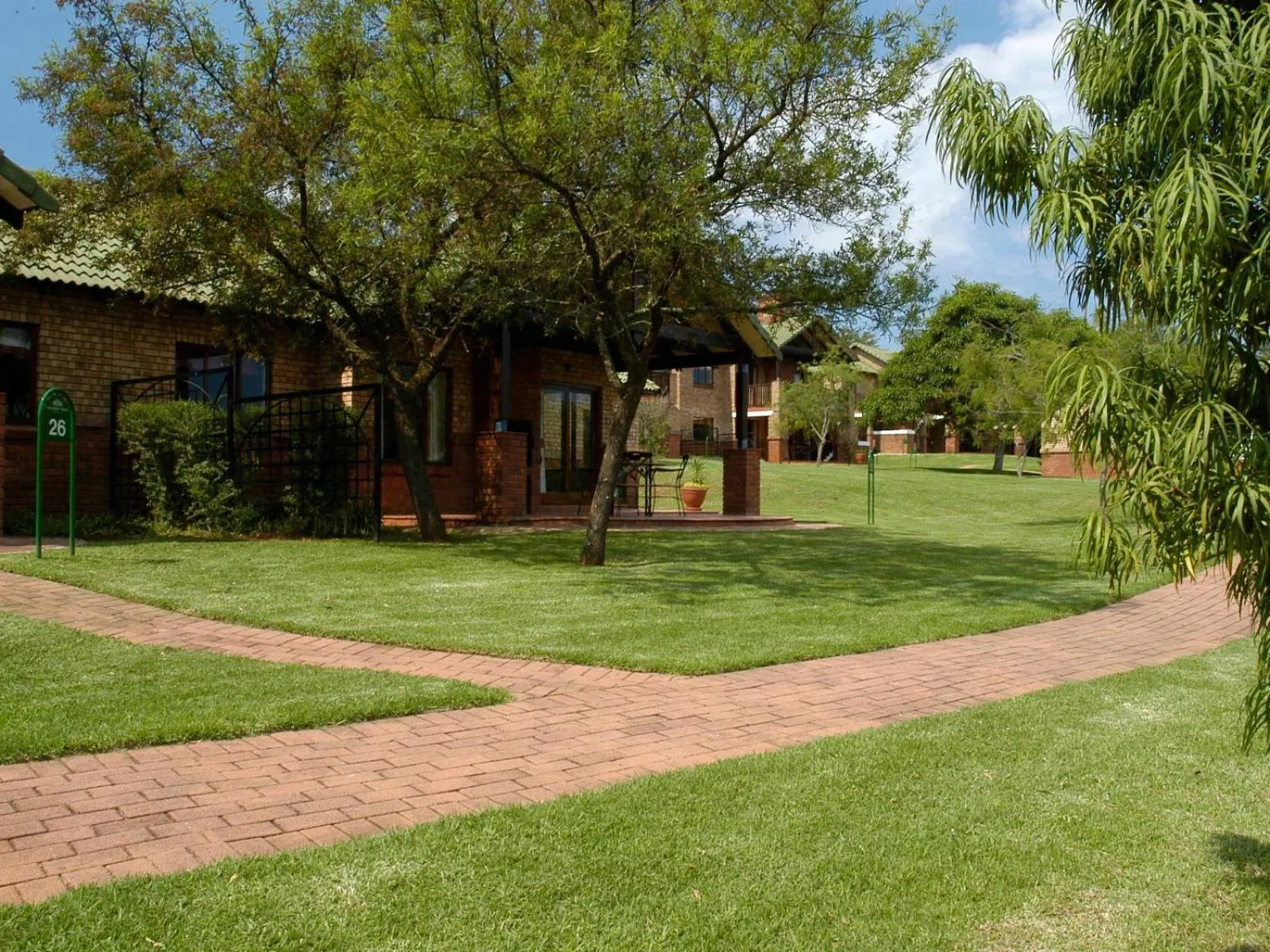 Property building in Penny's Place on Greenway