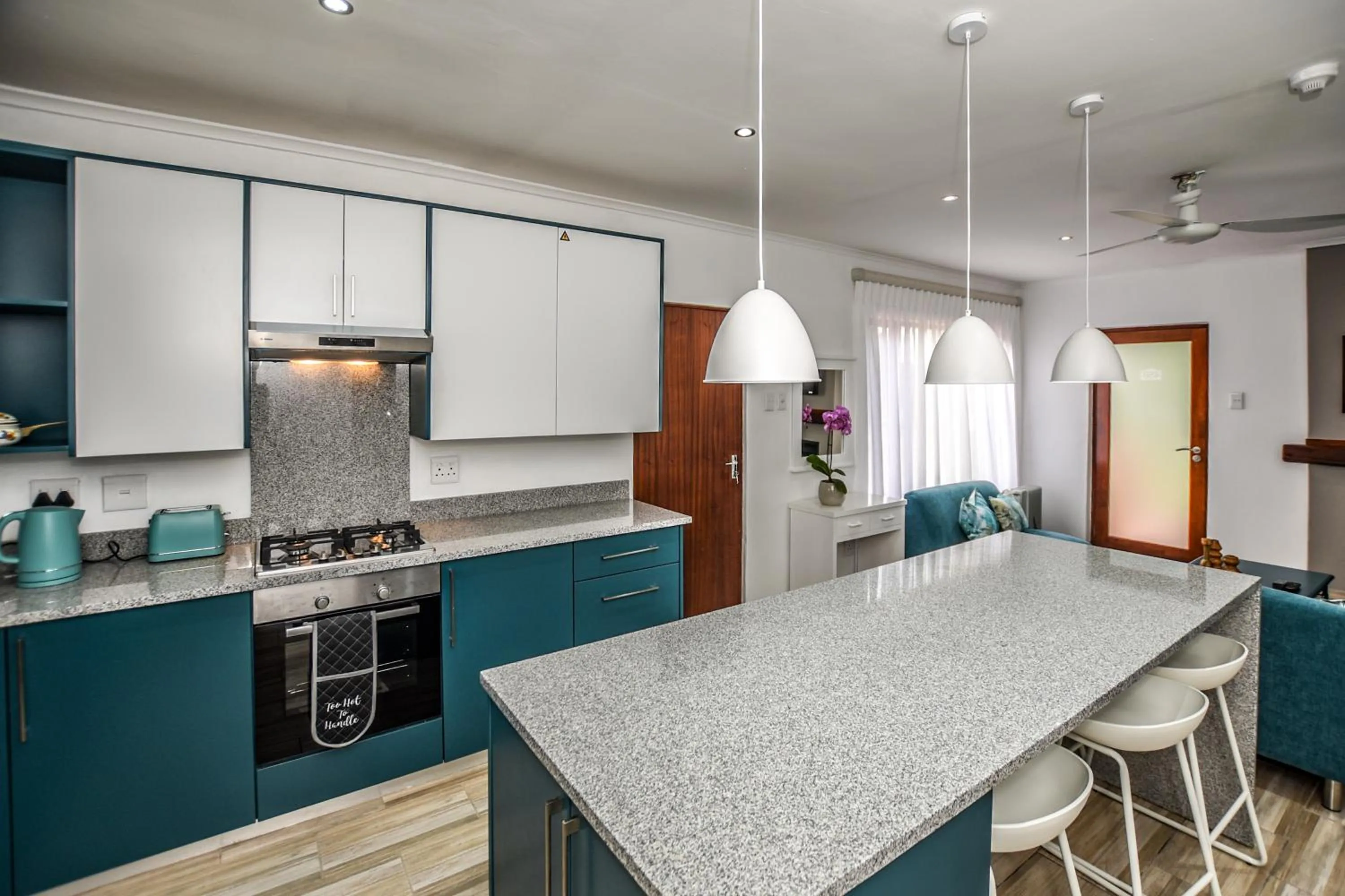 kitchen in Penny's Place on Greenway