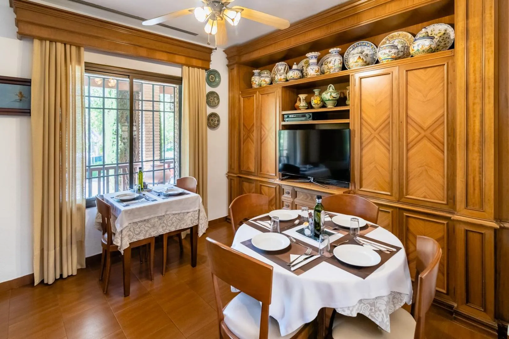 Breakfast in Hotel Riad Arruzafa