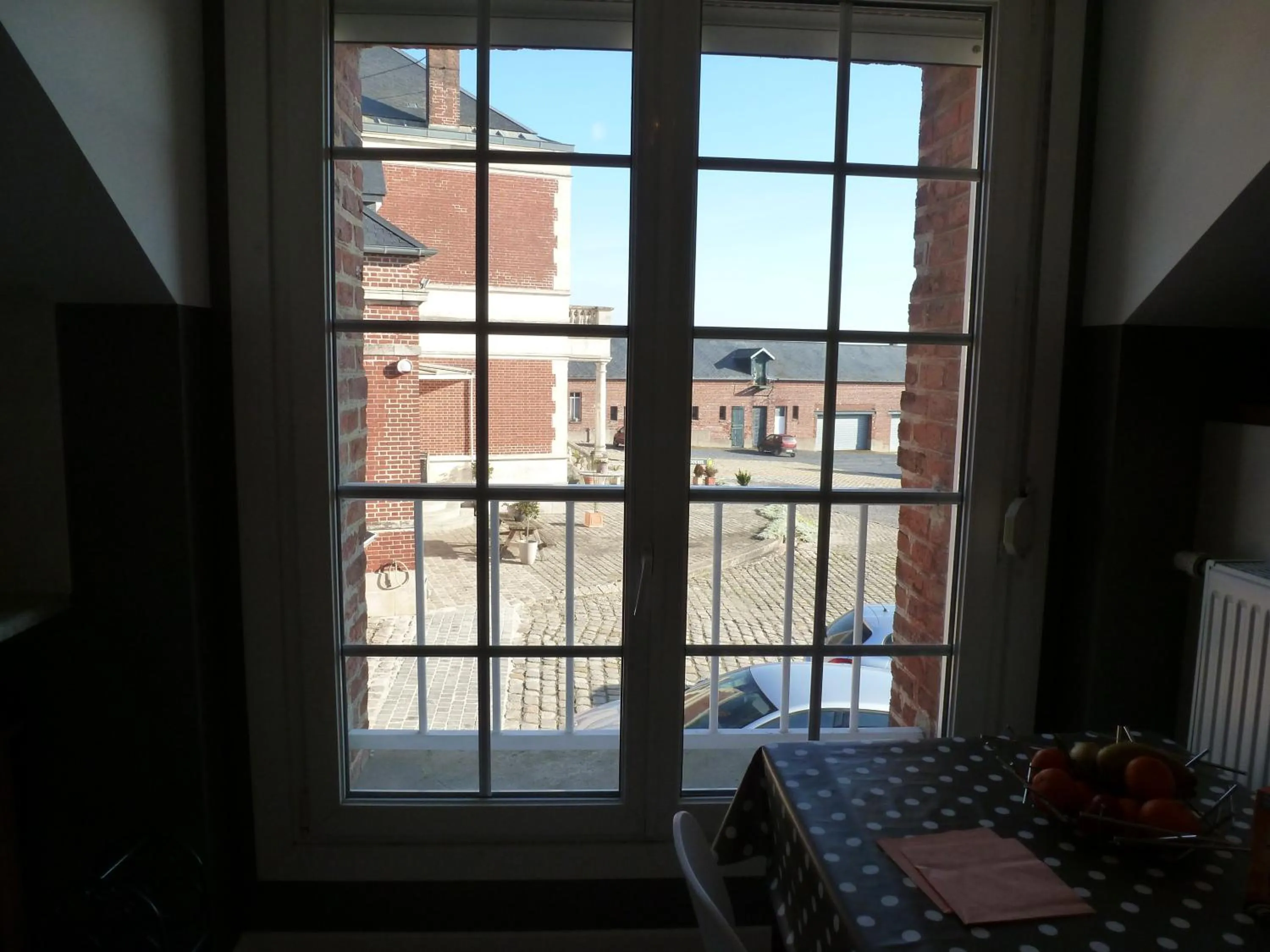 Inner courtyard view in Studio Ferme de Bonavis